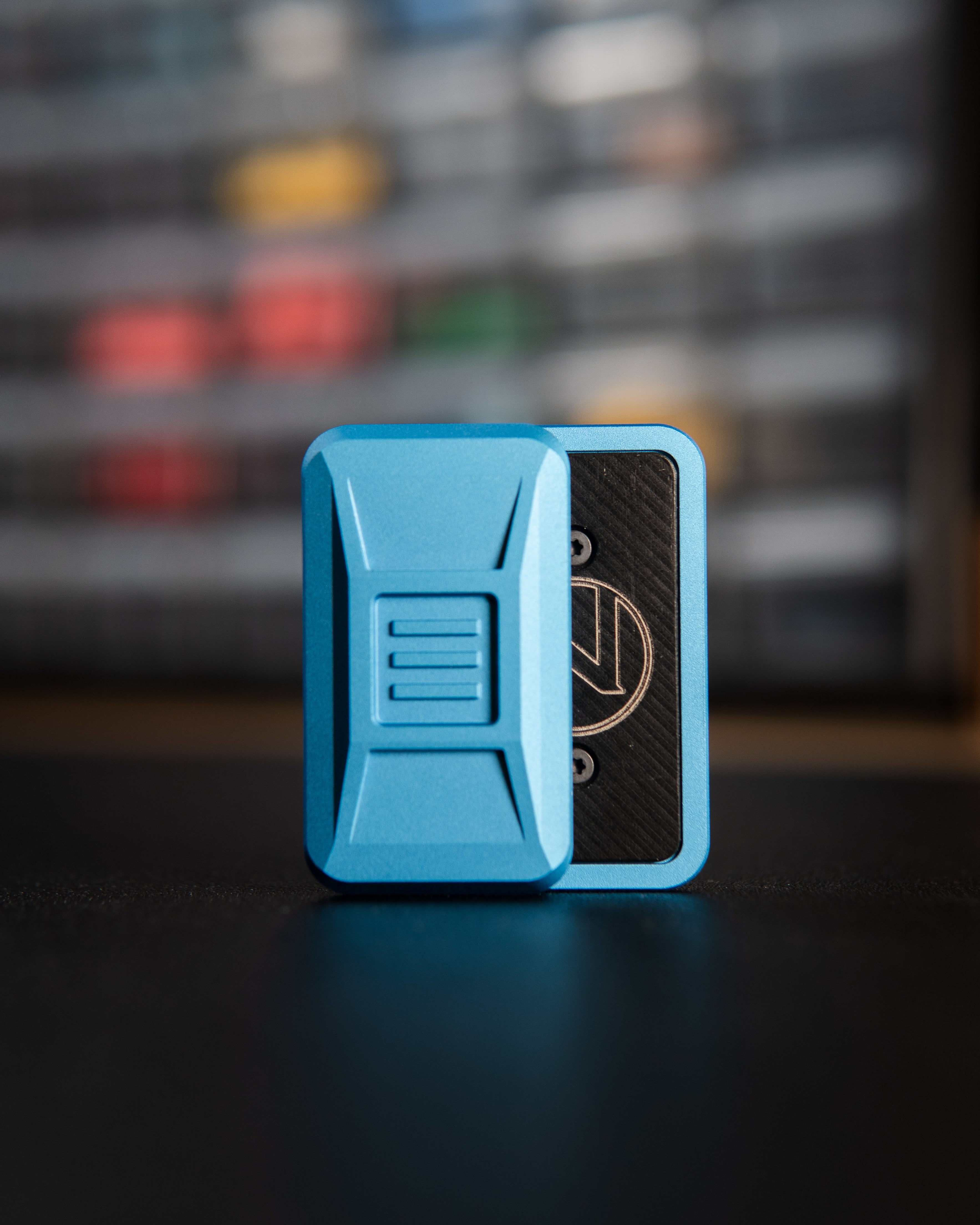 Delta Ergo Tile Fidget Slider - Maker's Choice, Lightning Blue Edition