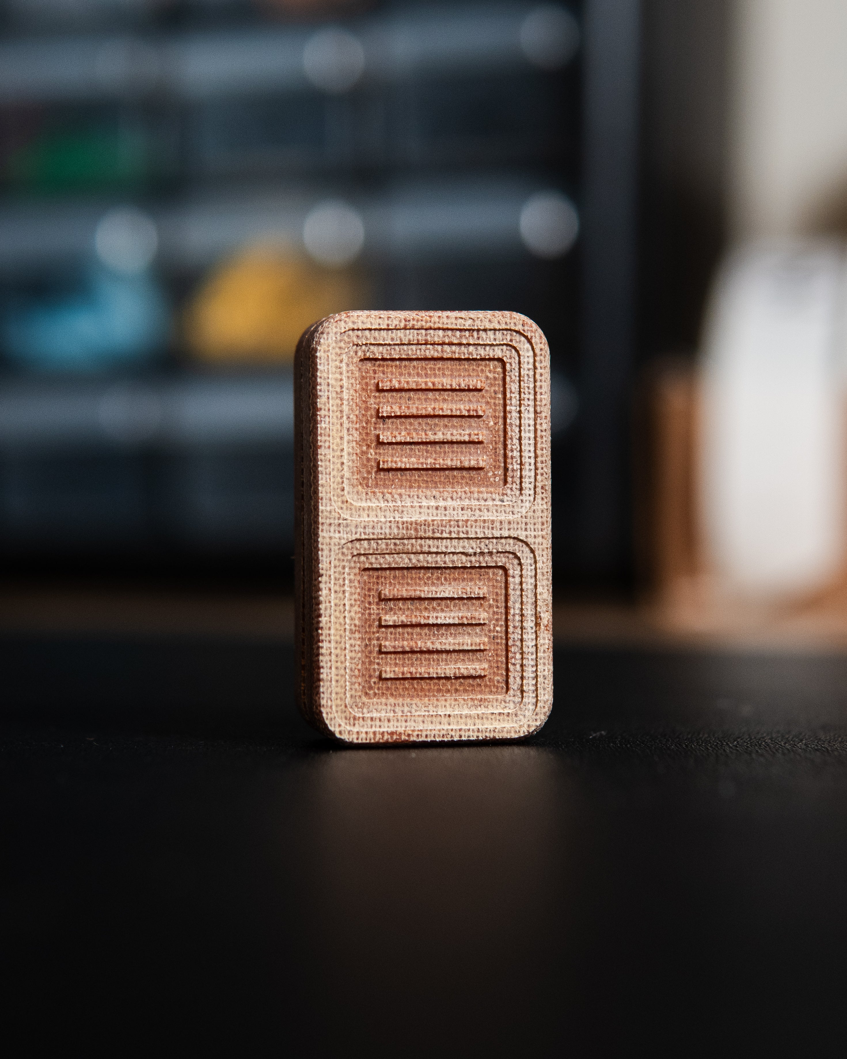 Delta Pro Tile Fidget Slider - Maker's Choice, Vintage Caramel Micarta