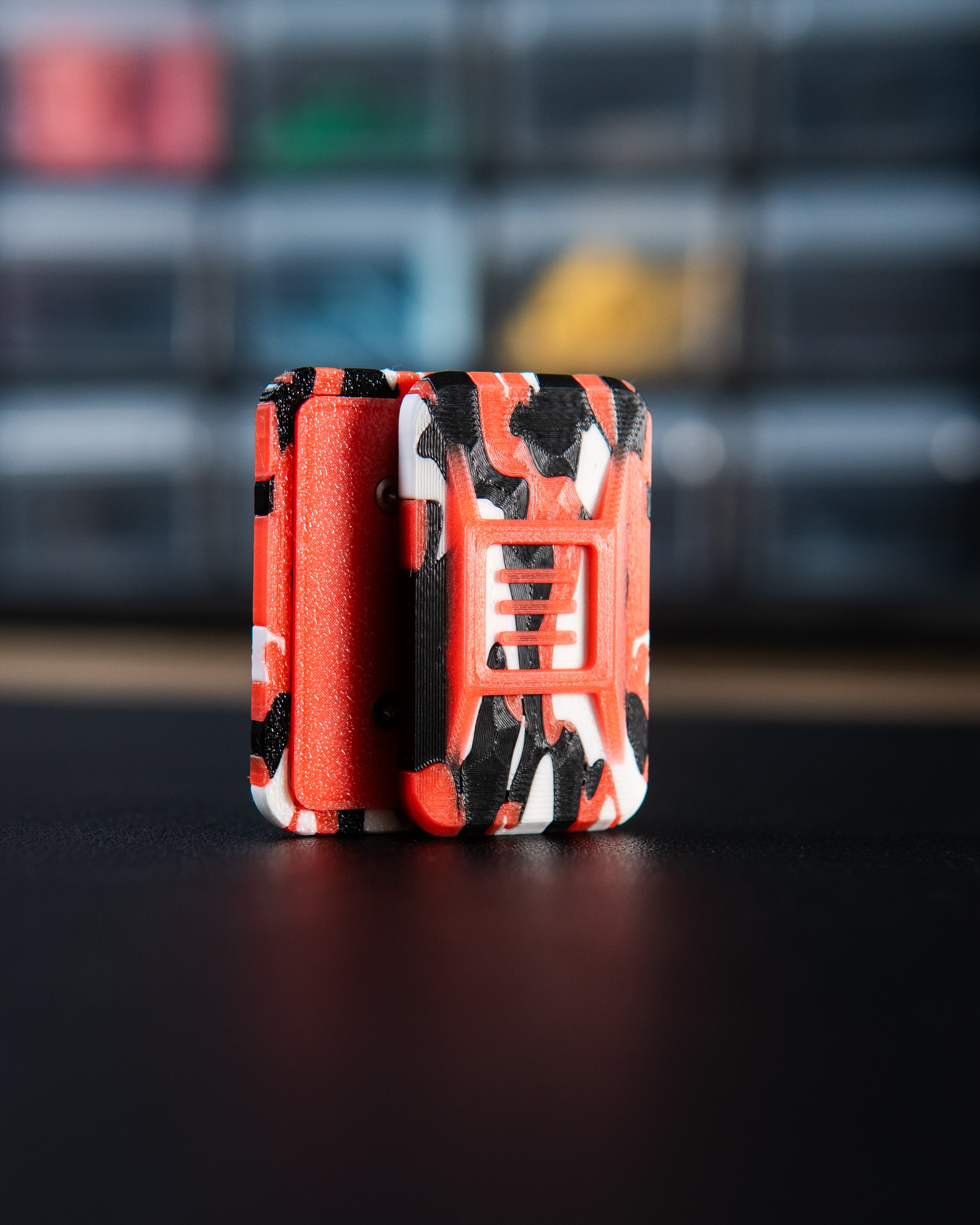 Delta Ergo Tile Fidget Slider - Tiger Camo Red Glow/Black/White