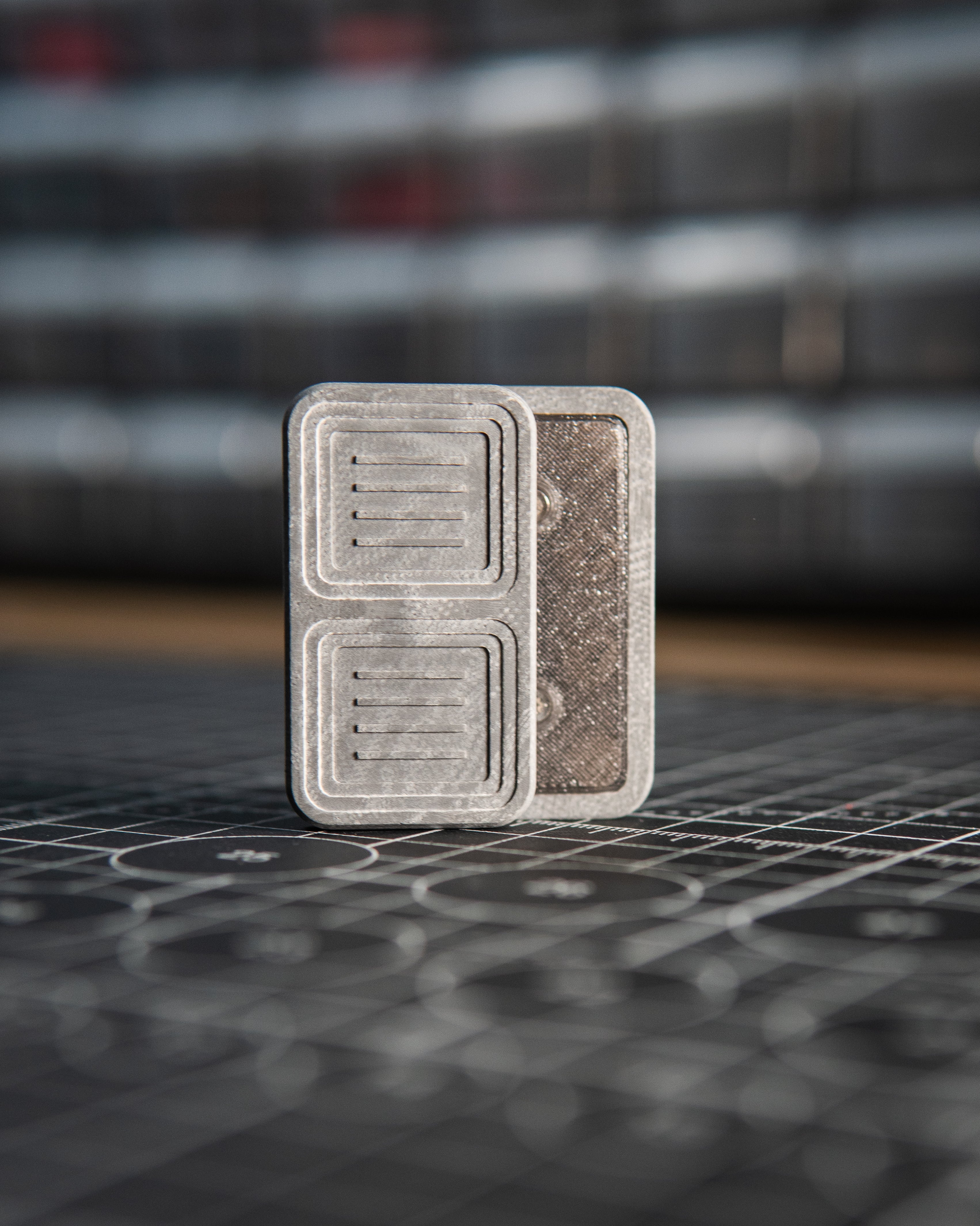 Delta Tile Fidget Slider - Maker's Choice, Light Marbled G10