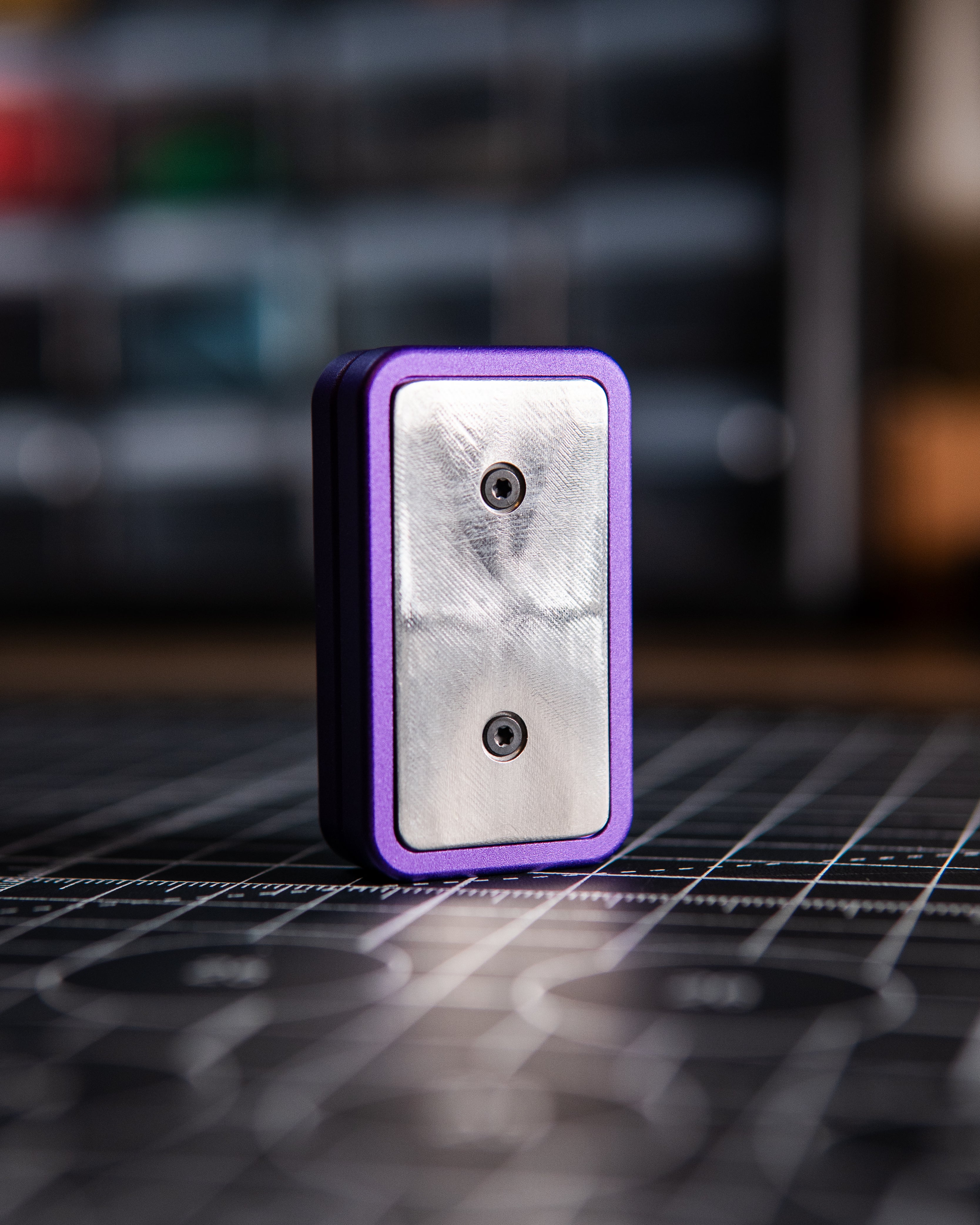 Delta Ergo Tile Fidget Slider - Maker's Choice, Deep Purple