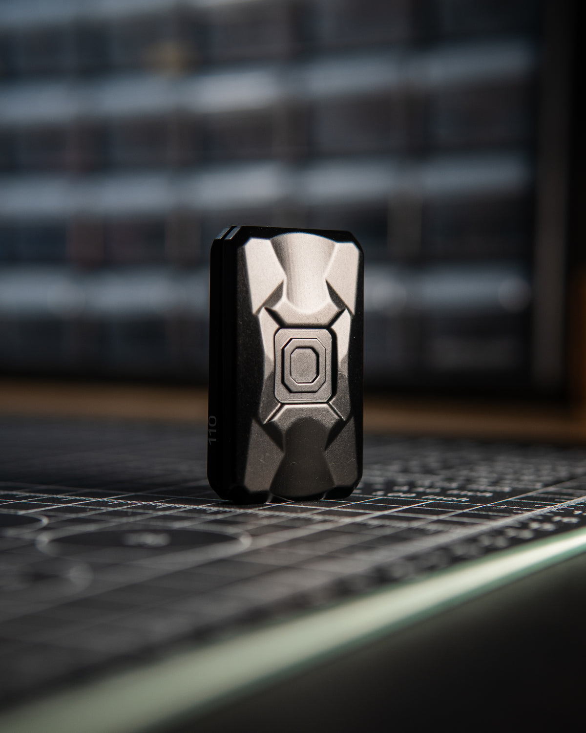 Echo Appa Tile Fidget Slider - Aluminum, Piano Black