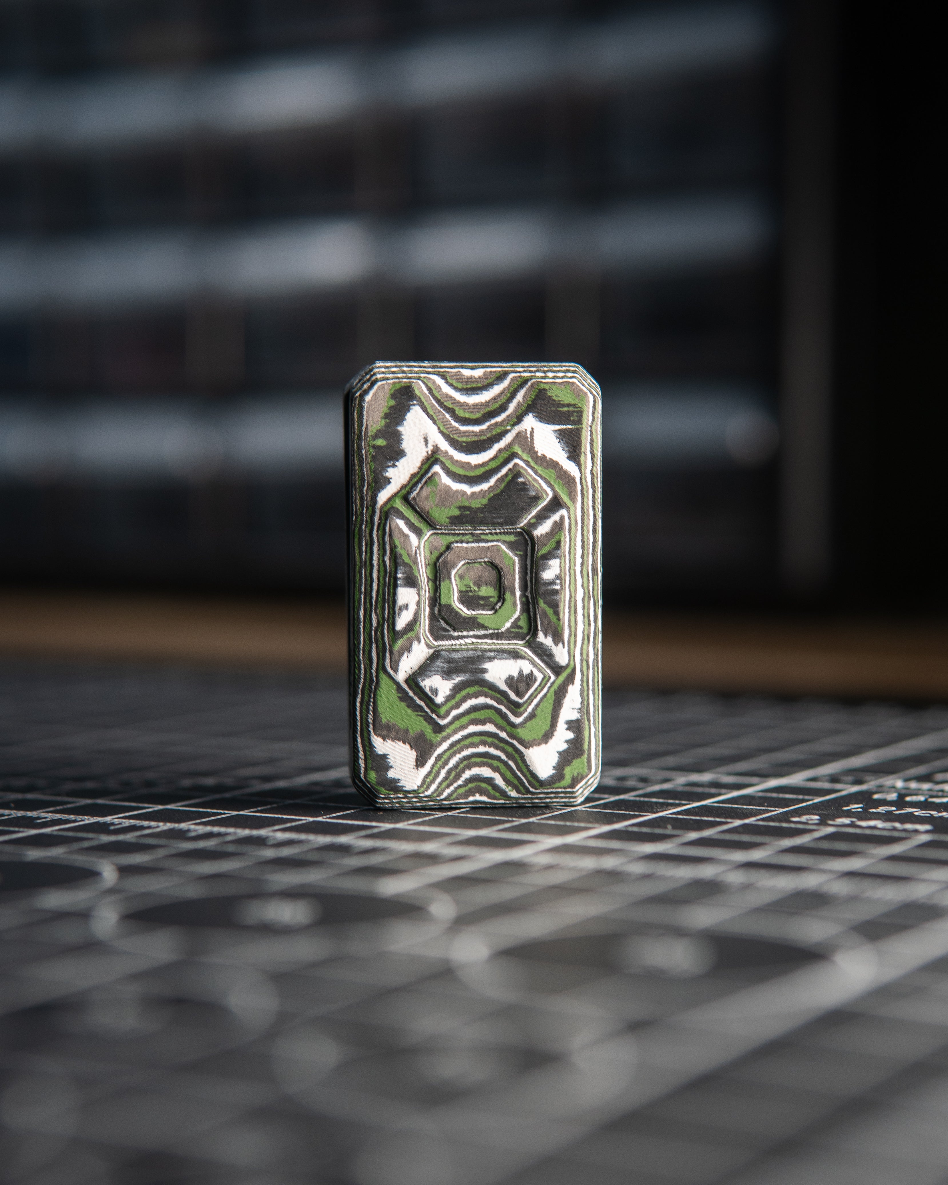 Echo Appa Pro Tile Fidget Slider - Maker's Choice, Pines Peak Carbon Fiber