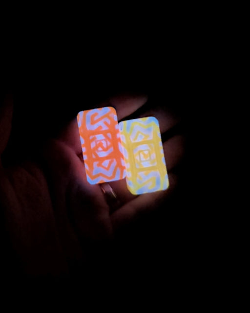 Echo Ergo Tile Fidget Slider - Maker's Choice, Metro Labyrinth Red & White Glow