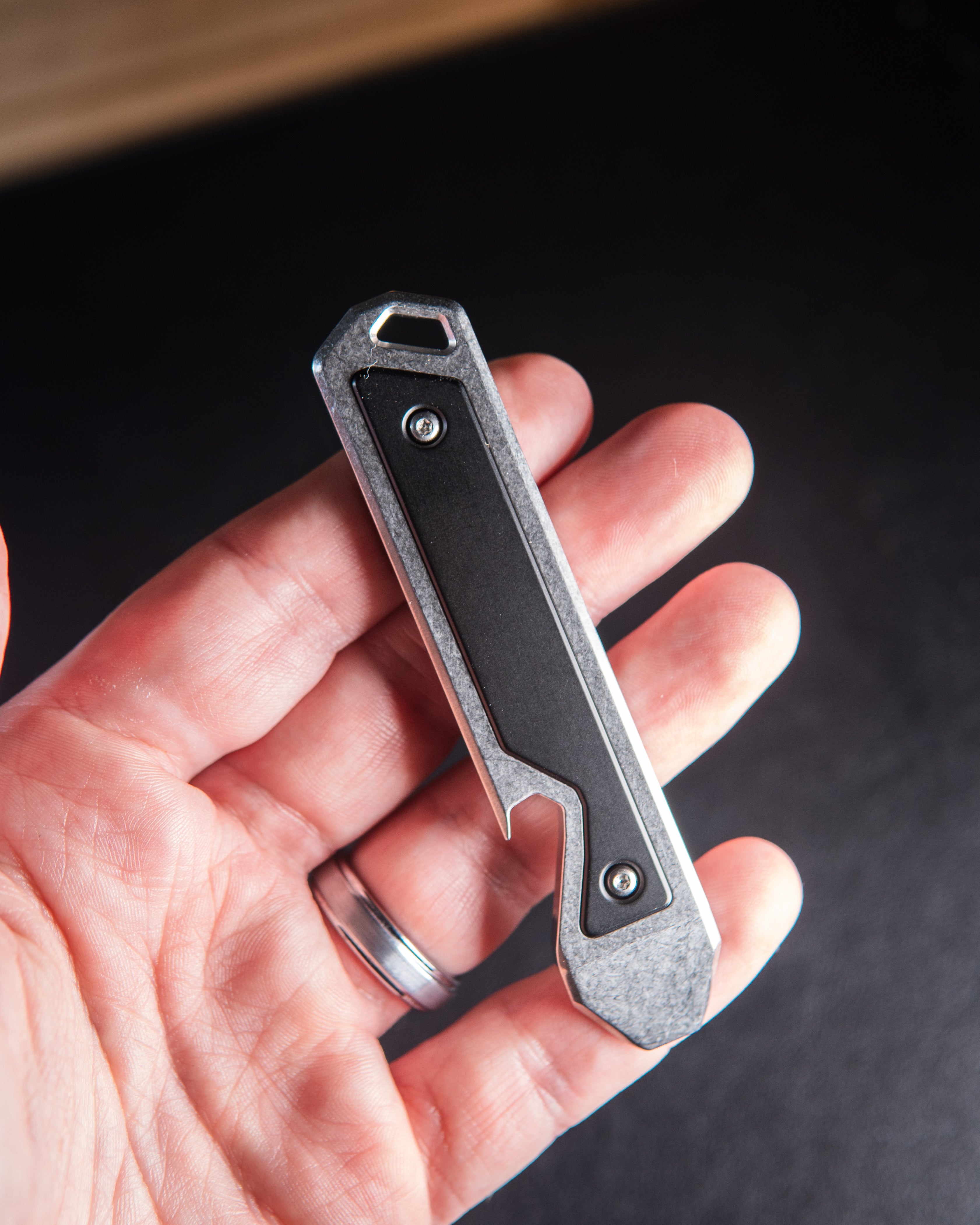 Alpha Titanium Prybar