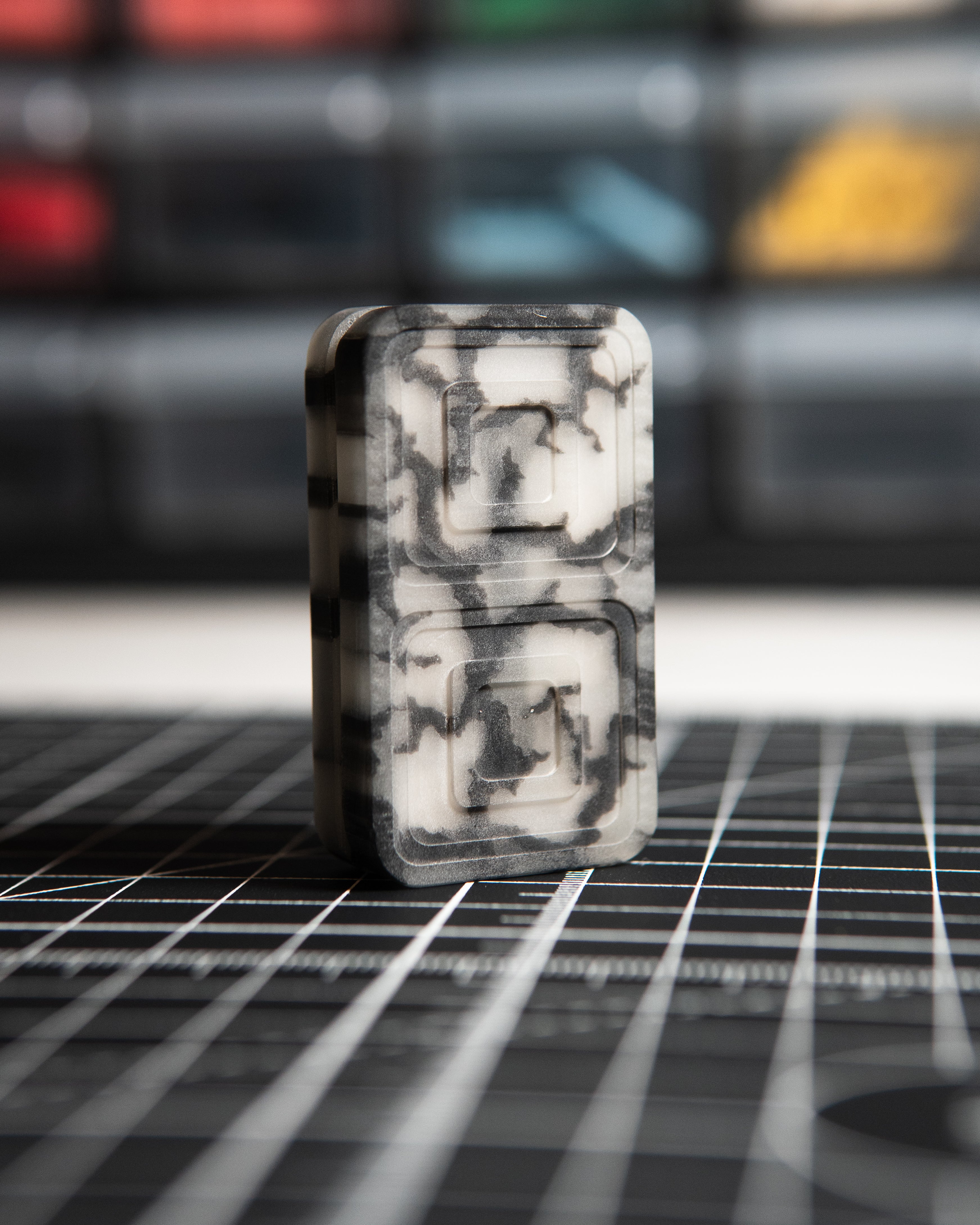 Echo Tile Fidget Slider - Maker's Choice, Kaotic Glow Crack