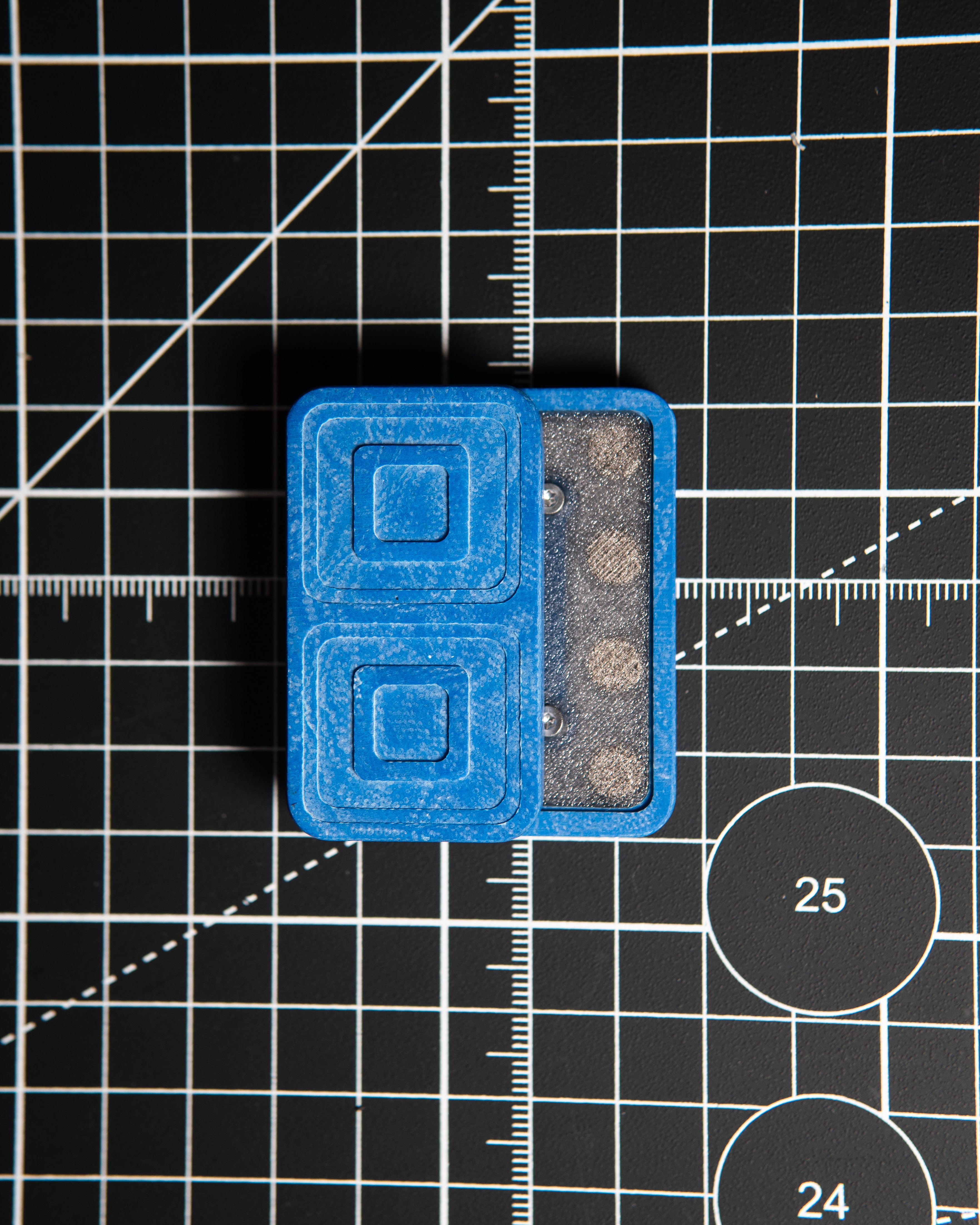 Echo Pro Tile Fidget Slider - Maker's Choice, Blue Wave G10