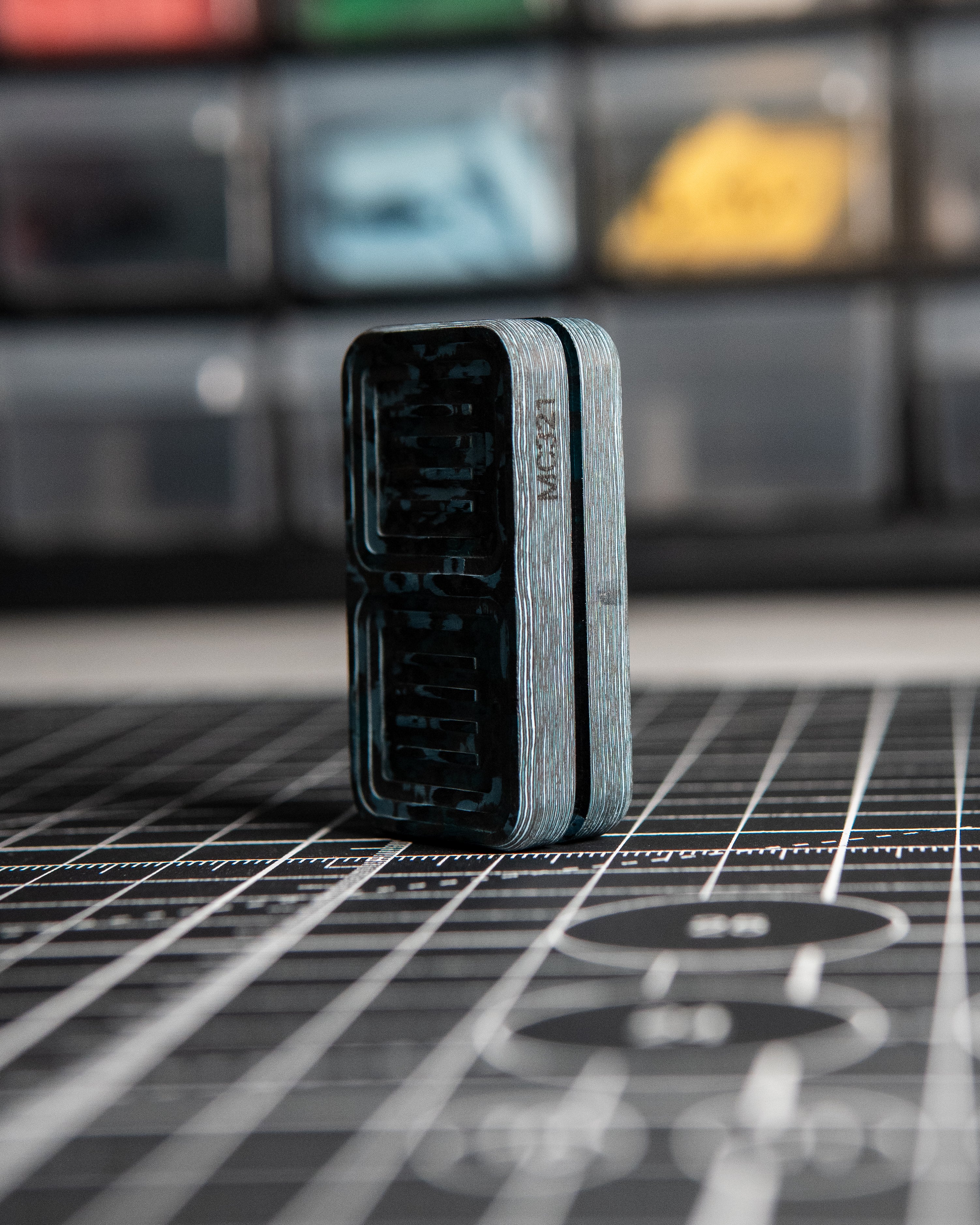 Delta Pro Tile Fidget Slider - Maker's Choice, Arctic Storm Carbon Fiber