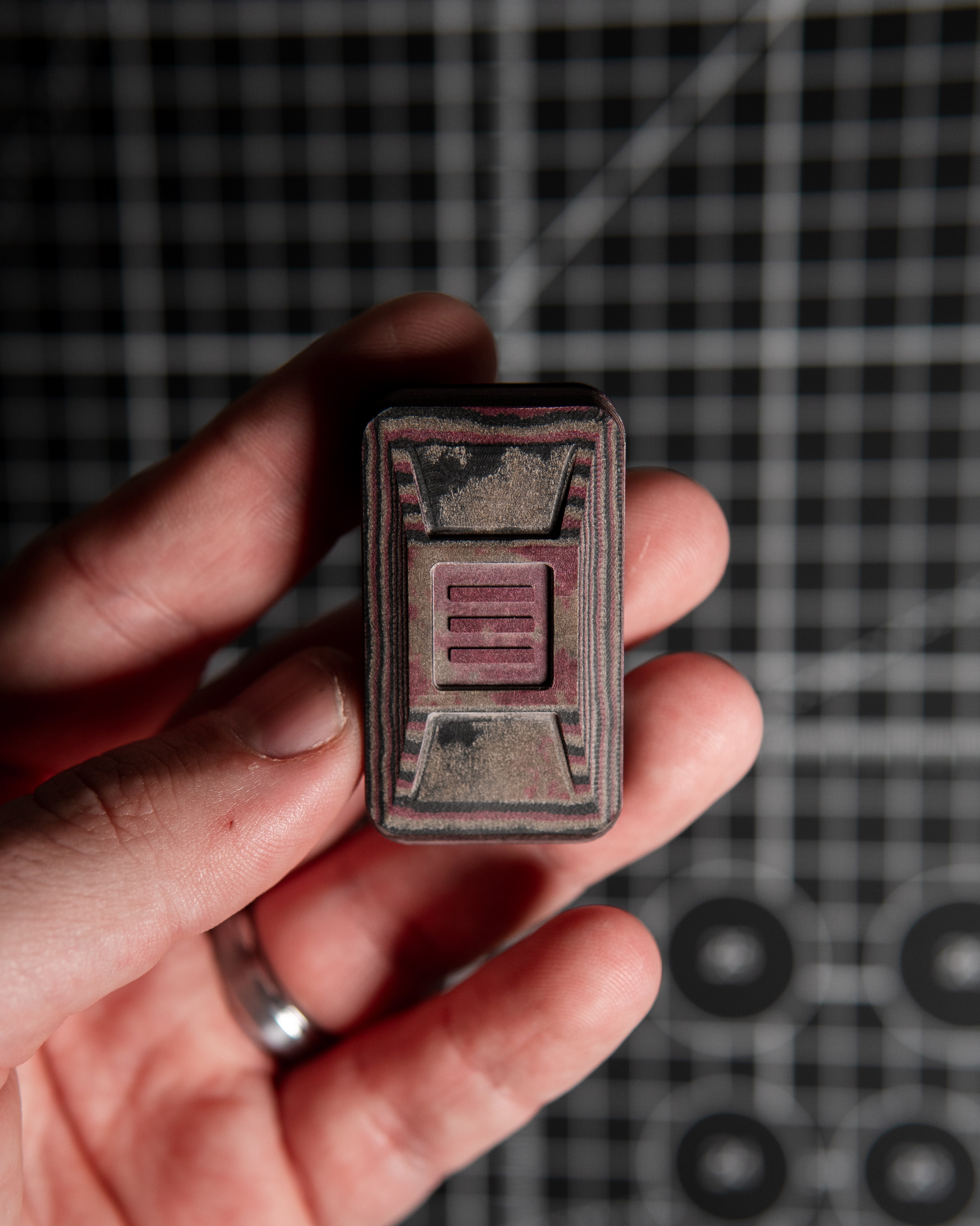 Delta Ergo Pro Tile Fidget Slider - Maker's Choice, Richlite Sloan