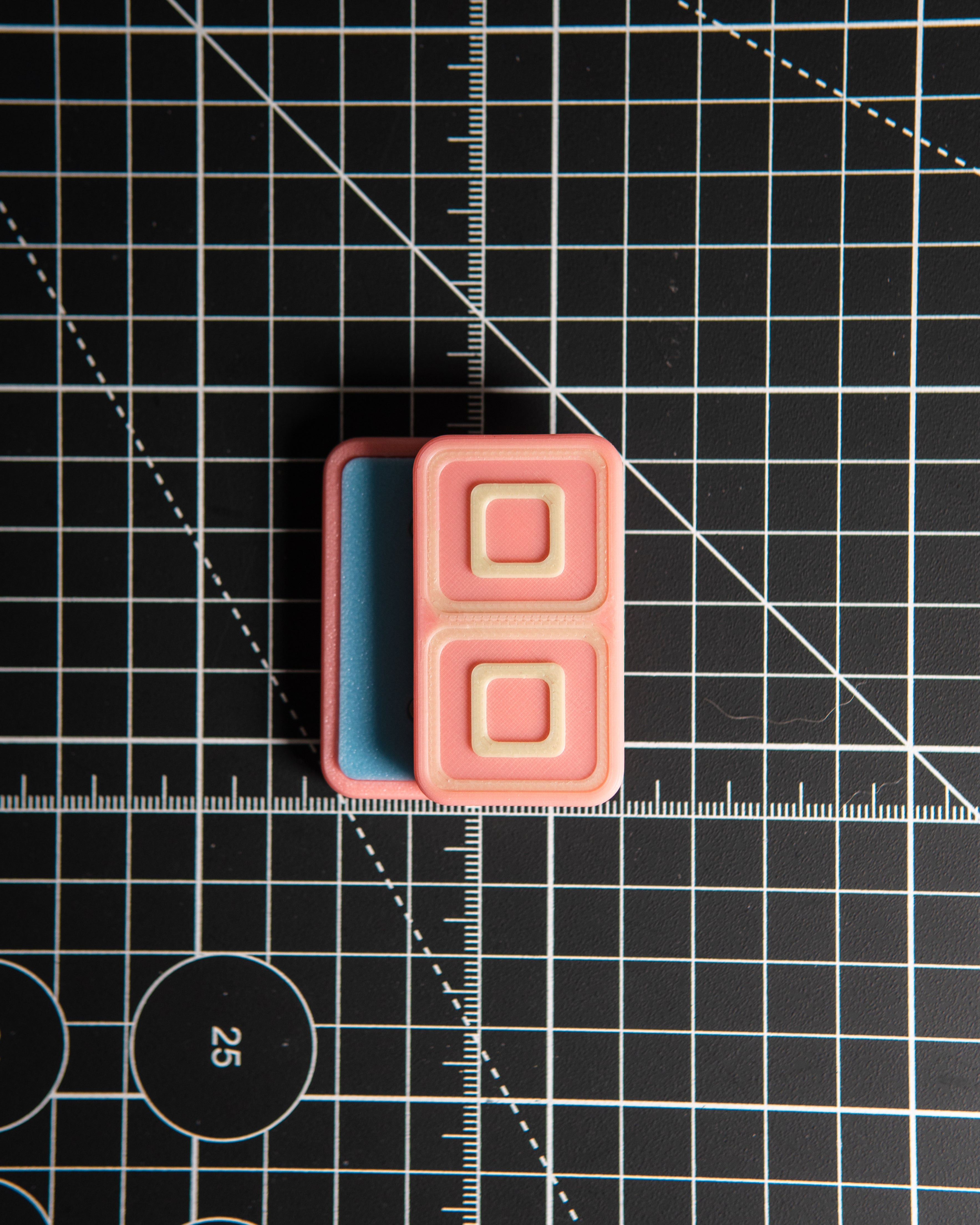 Echo Tile - Maker's Choice, Glow Pink, Green & Blue [Blem]