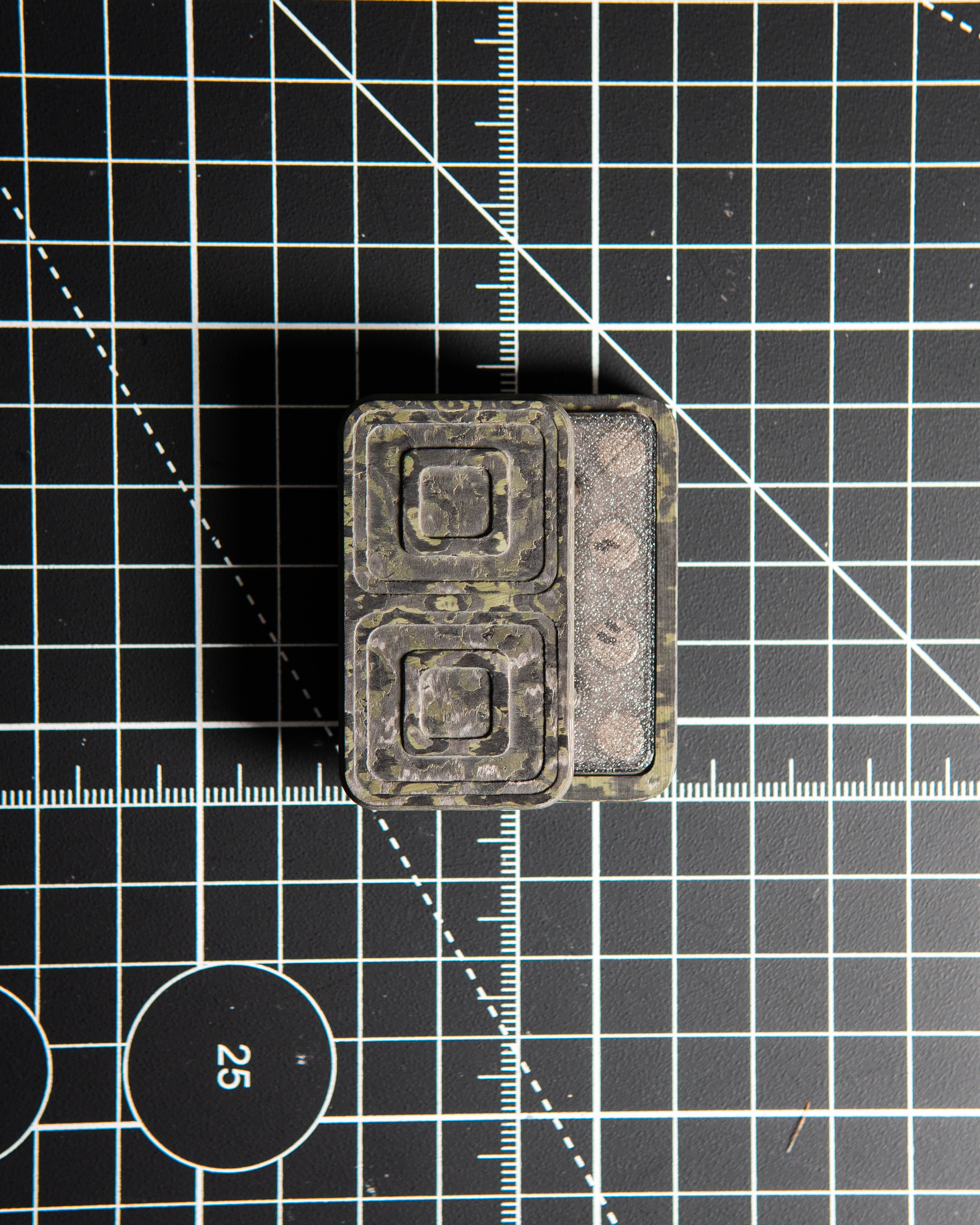 Echo Tile - Maker's Choice, Forest Eye Carbon Fiber [Blem]