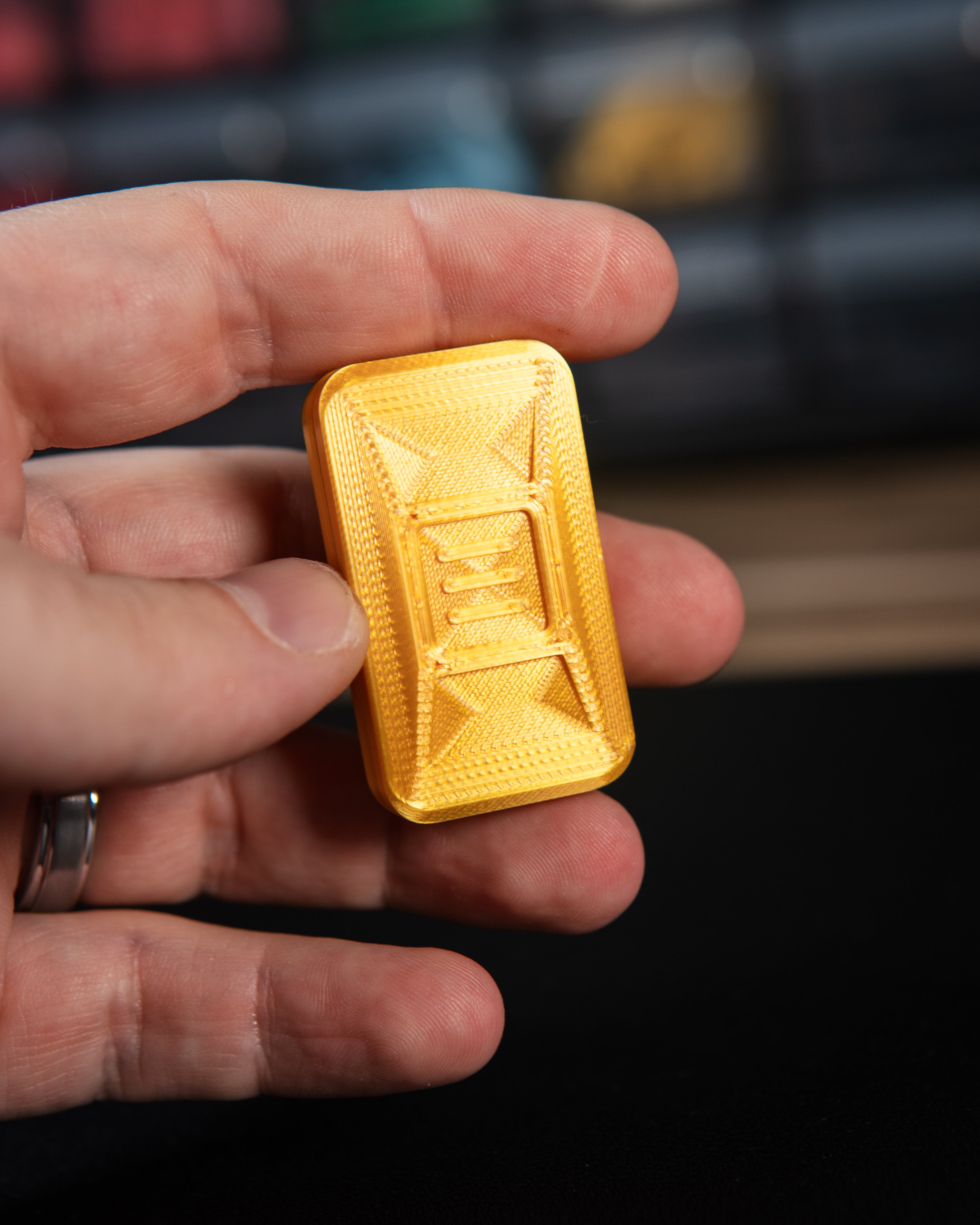 Delta Ergo Tile Fidget Slider - Gold Silk Plastic