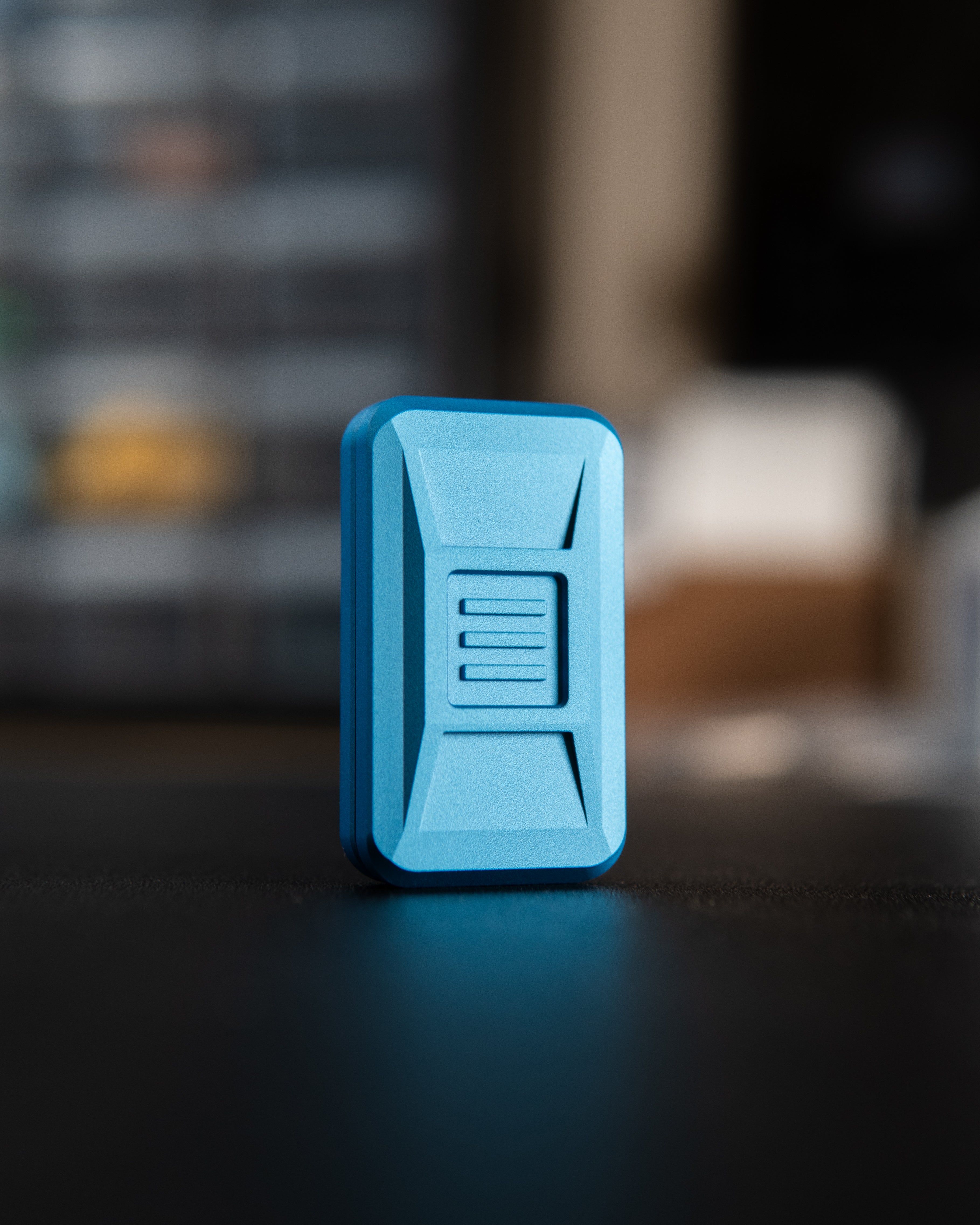 Delta Ergo Tile Fidget Slider - Maker's Choice, Lightning Blue Edition