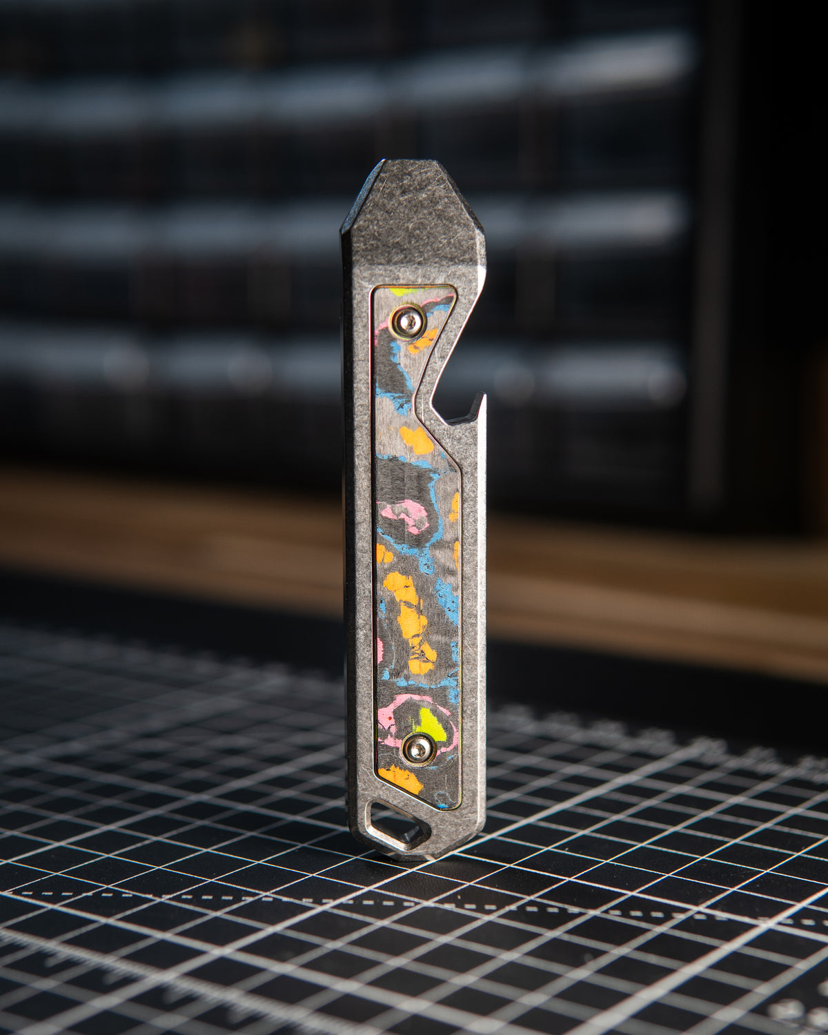 Alpha Titanium Prybar Inlay - 80's Camo Carbon Fiber
