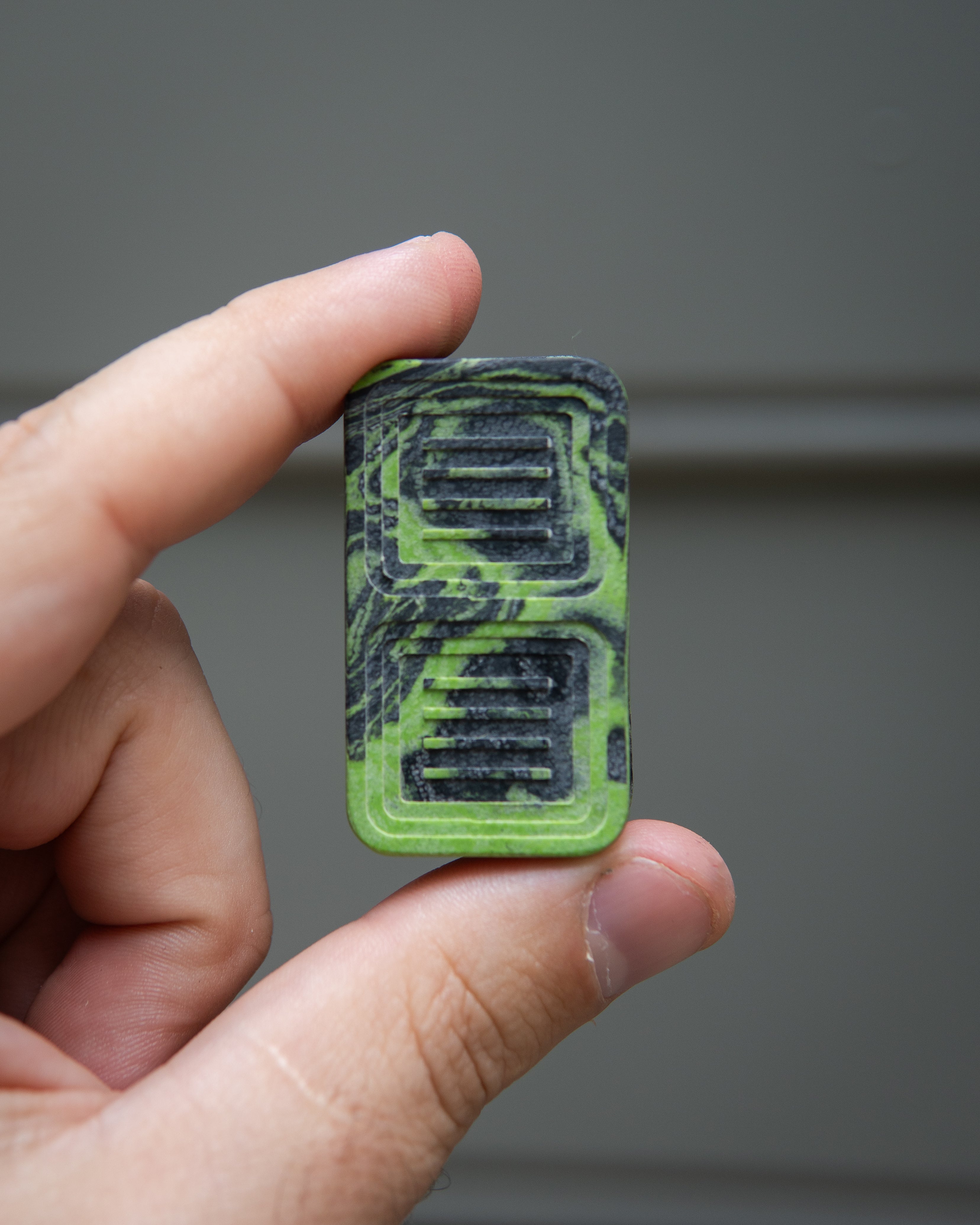 Delta Tile Fidget Slider - Maker's Choice, Marbled Toxic Green G10