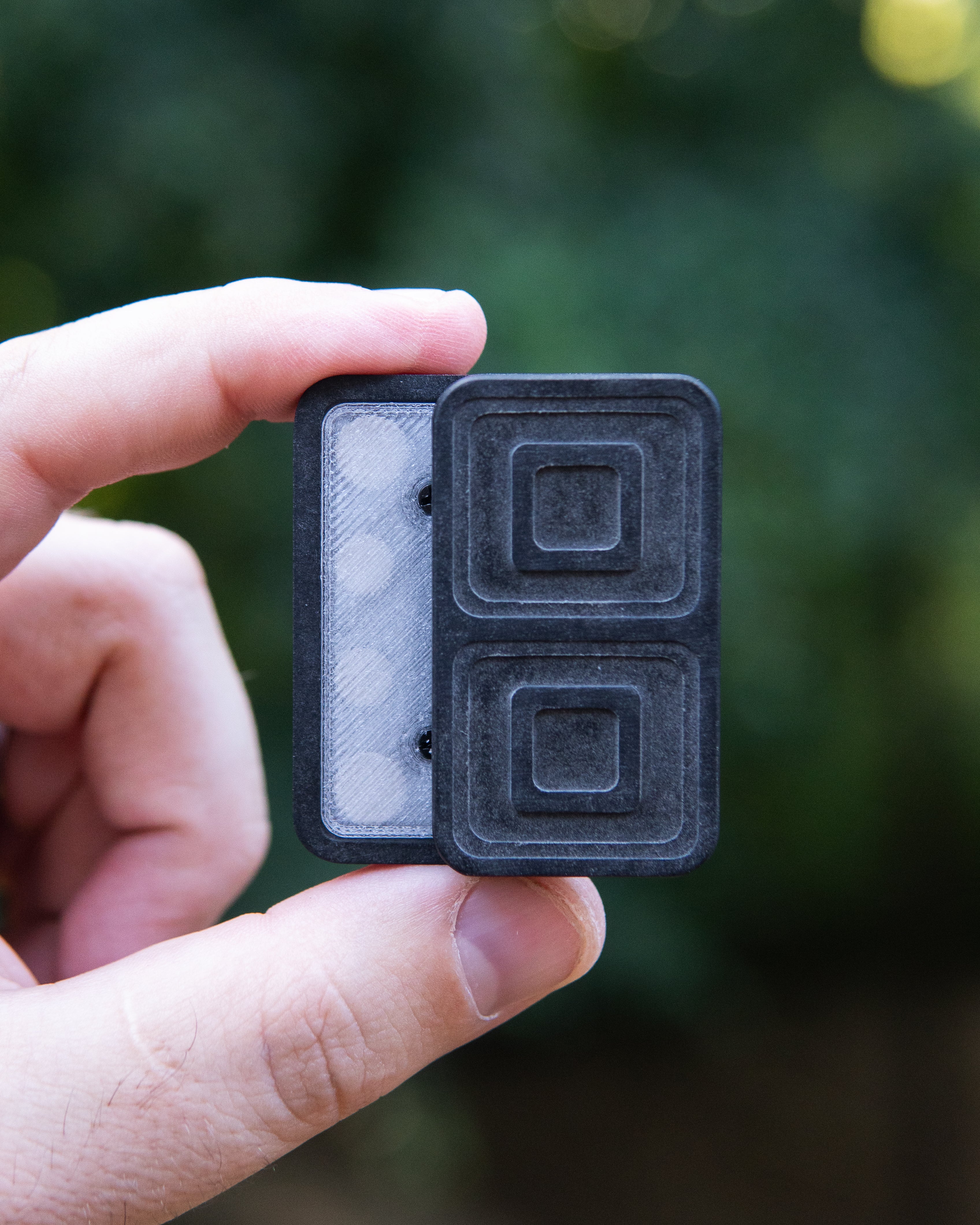 Echo Tile Fidget Slider - Maker's Choice, Black Richlite