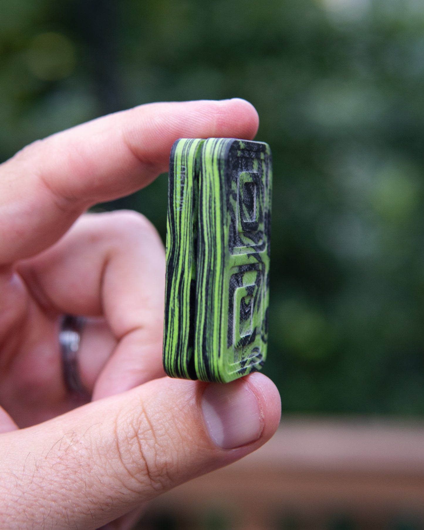 Echo Tile Fidget Slider - Maker's Choice, G10 Marbled Toxic Green