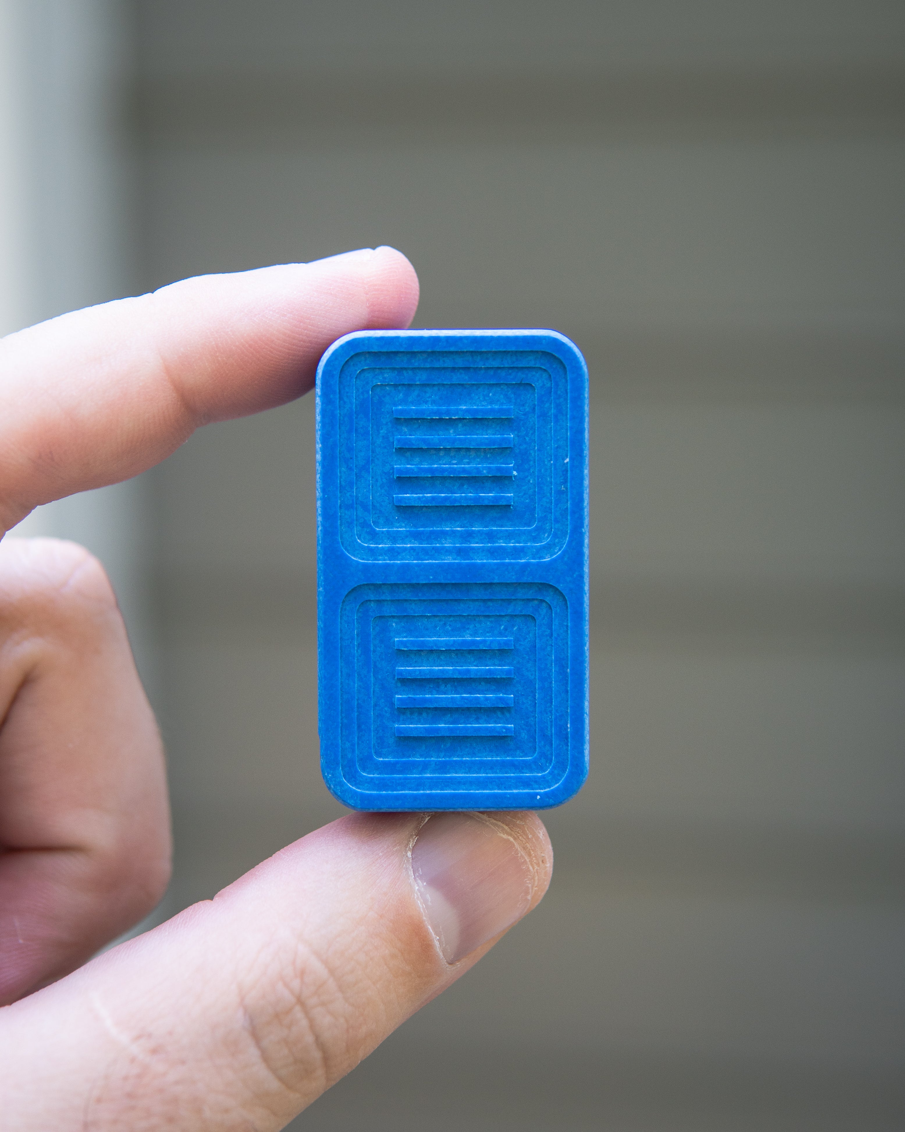 Delta Tile Fidget Slider - Maker's Choice, Blue Wave G10