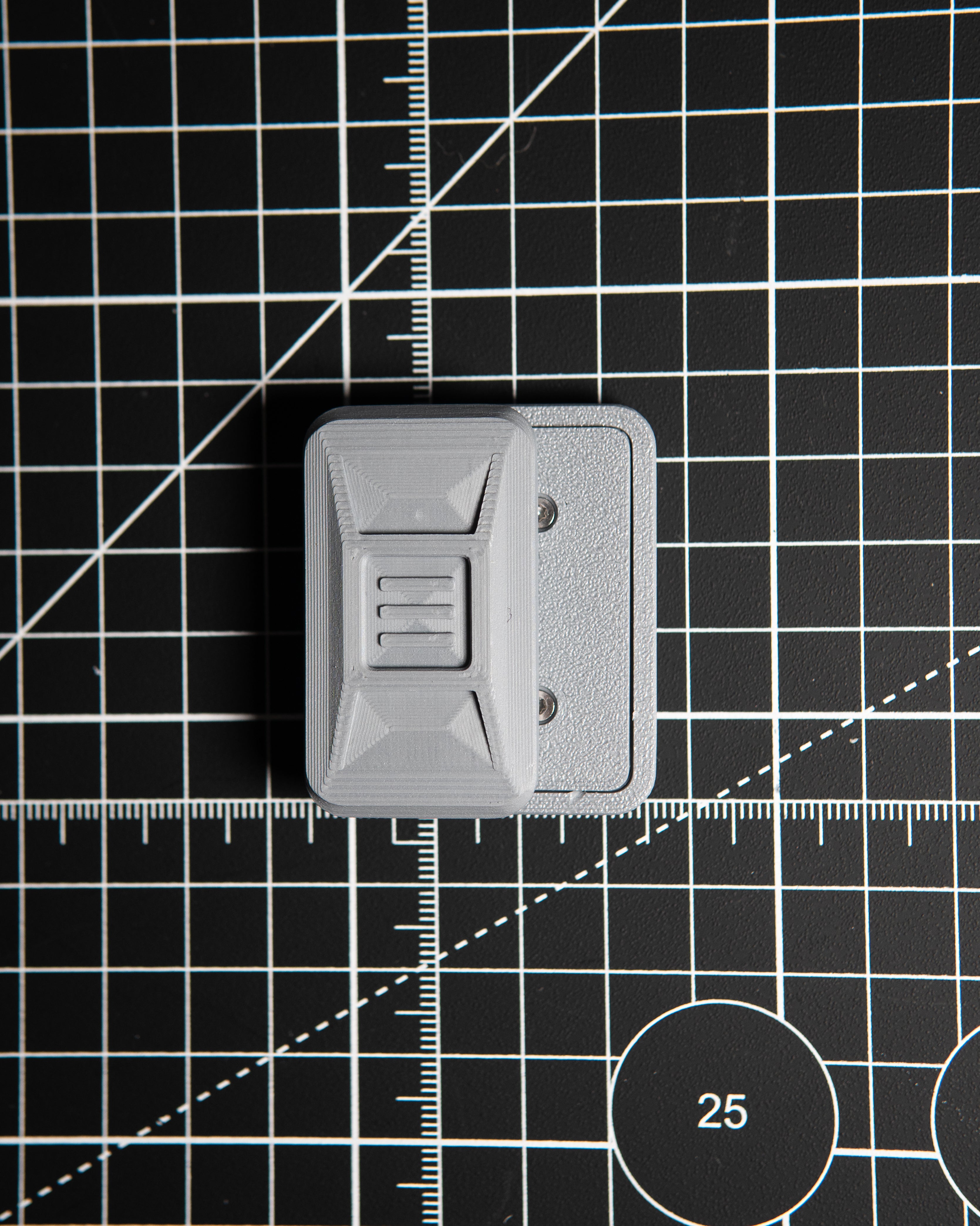 Delta Ergo Tile Fidget Slider - Grey Plastic