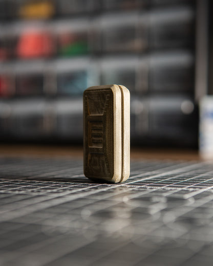 Delta Ergo Pro Tile Fidget Slider - Maker's Choice, Tan Marbled G10