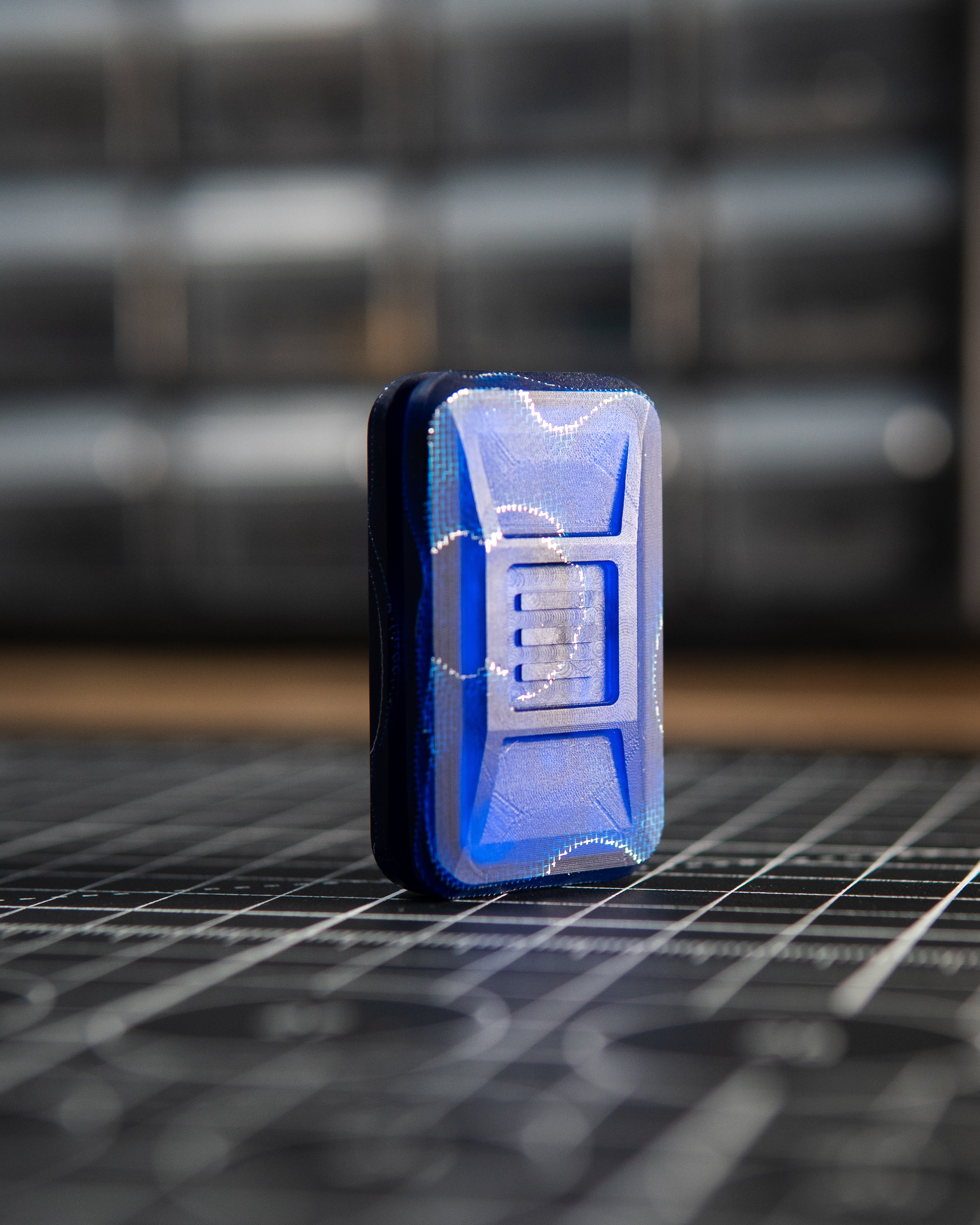 Delta Ergo Pro Tile Fidget Slider - Maker's Choice, Blue Raffir Alume Curly