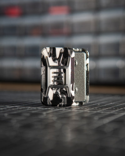 Delta Ergo Tile Fidget Slider - Tiger Camo Black/Silver/White