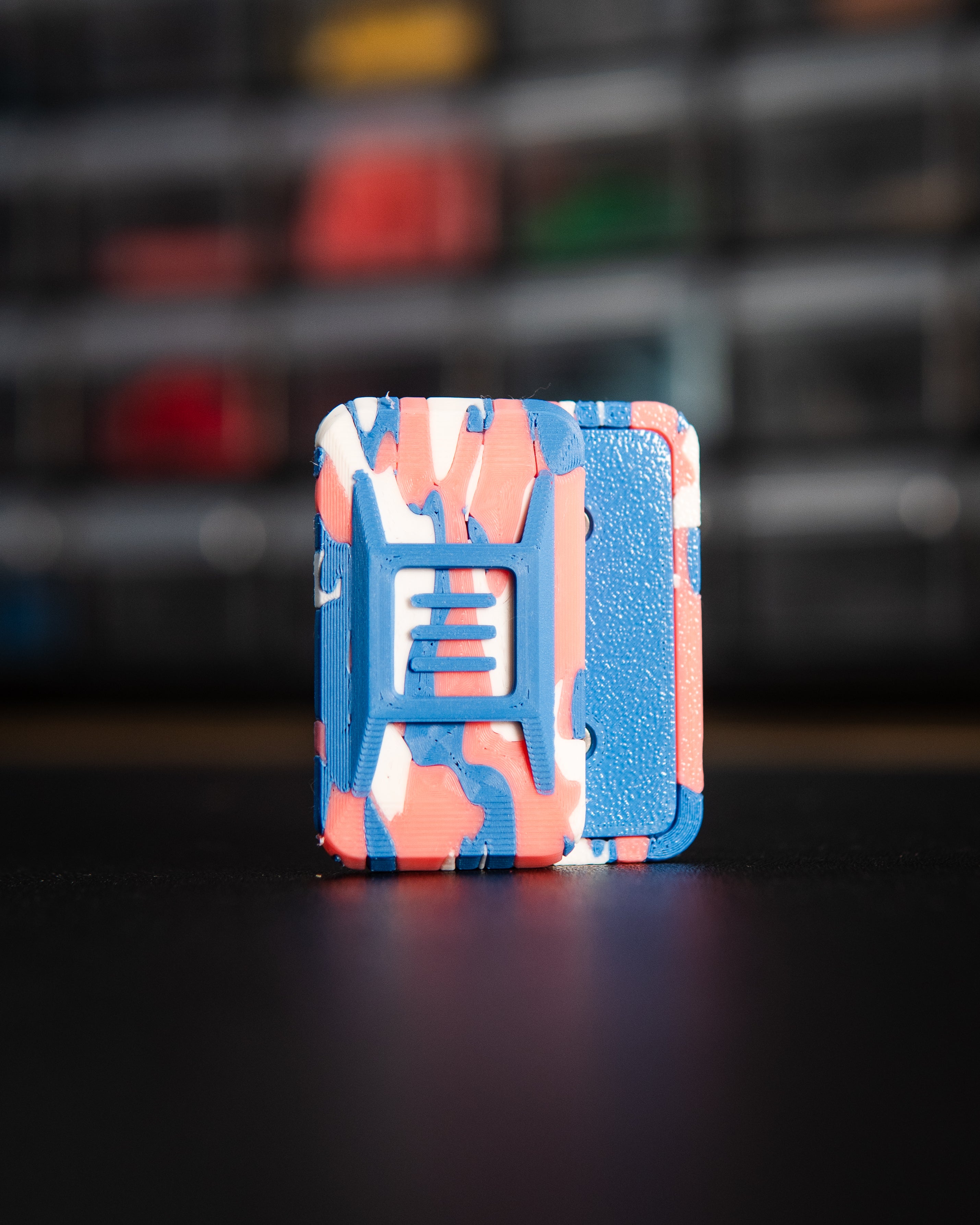 Delta Ergo Tile Fidget Slider - Tiger Camo Blue/White/Pink