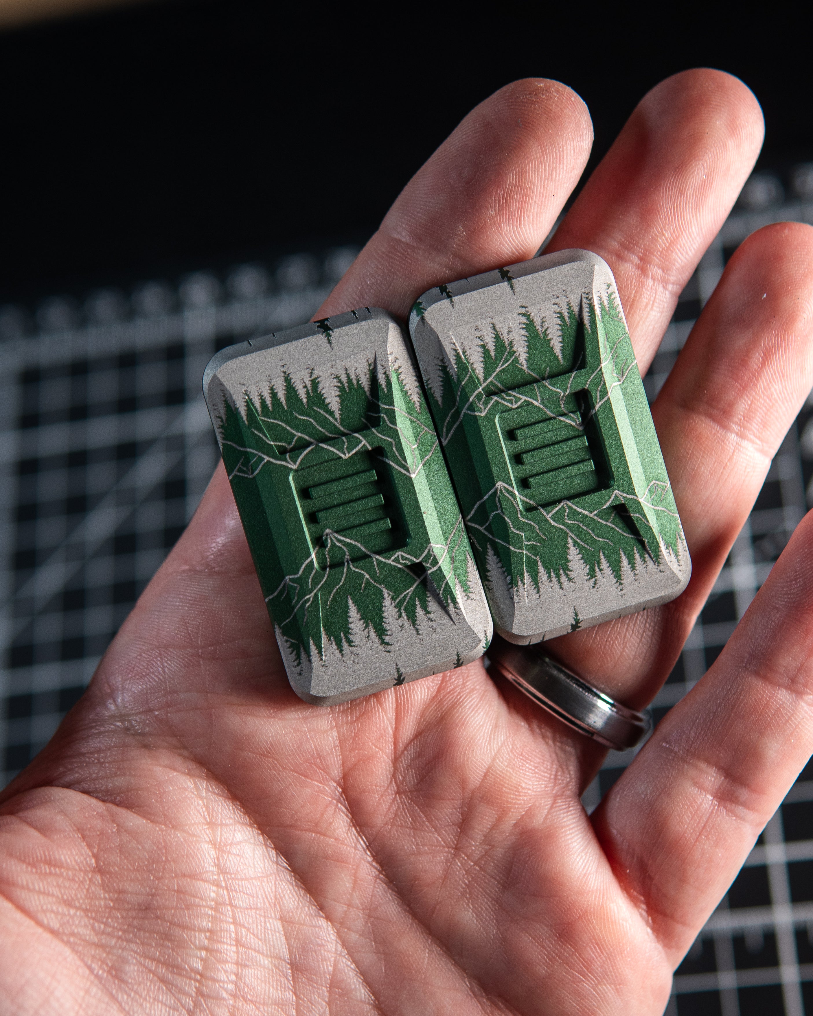 Delta Ergo Tile Fidget Slider - Maker's Choice, Aluminum Forest Green Alpine Edition