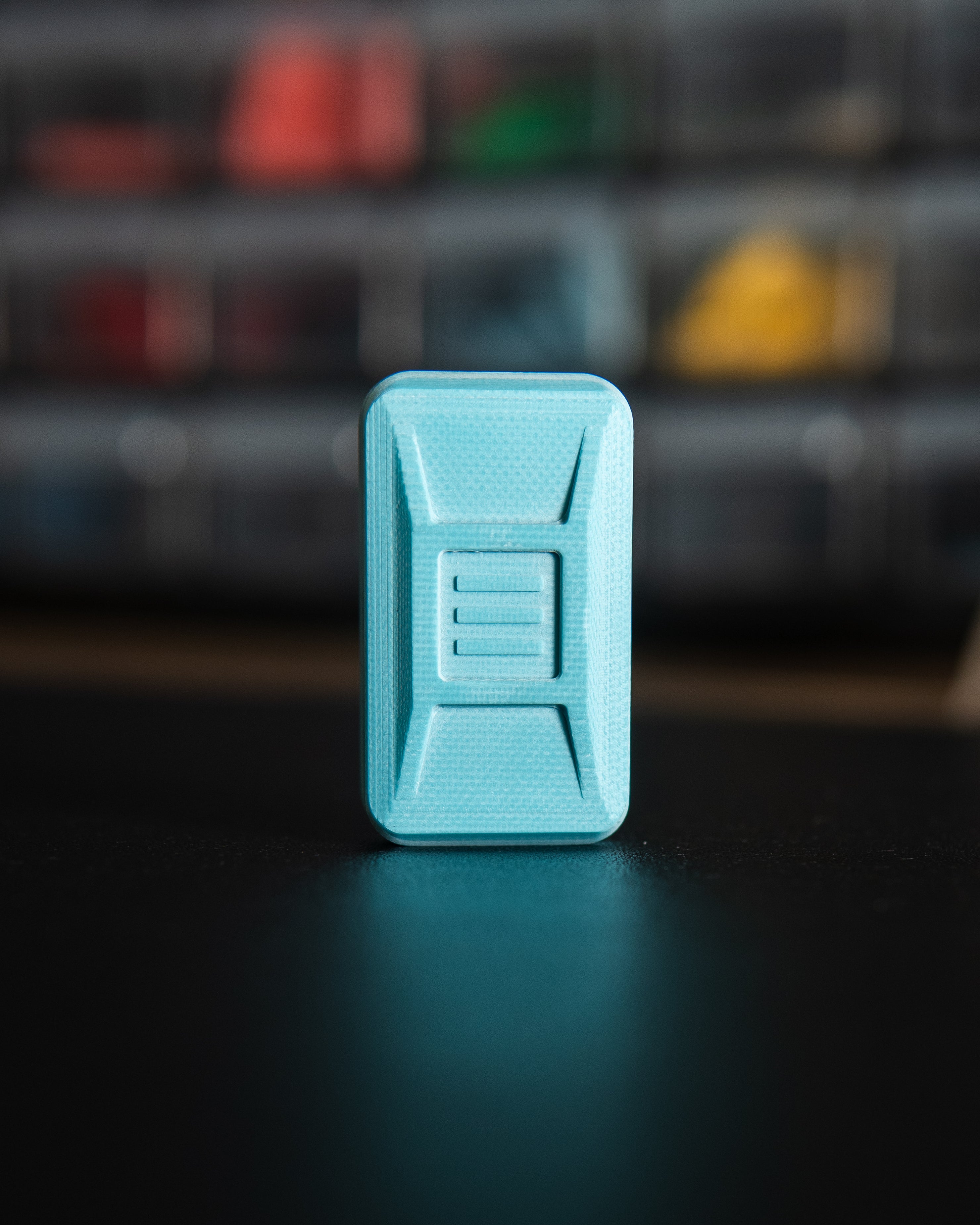 Delta Ergo Pro Tile Fidget Slider - Maker's Choice, Sky Blue G10