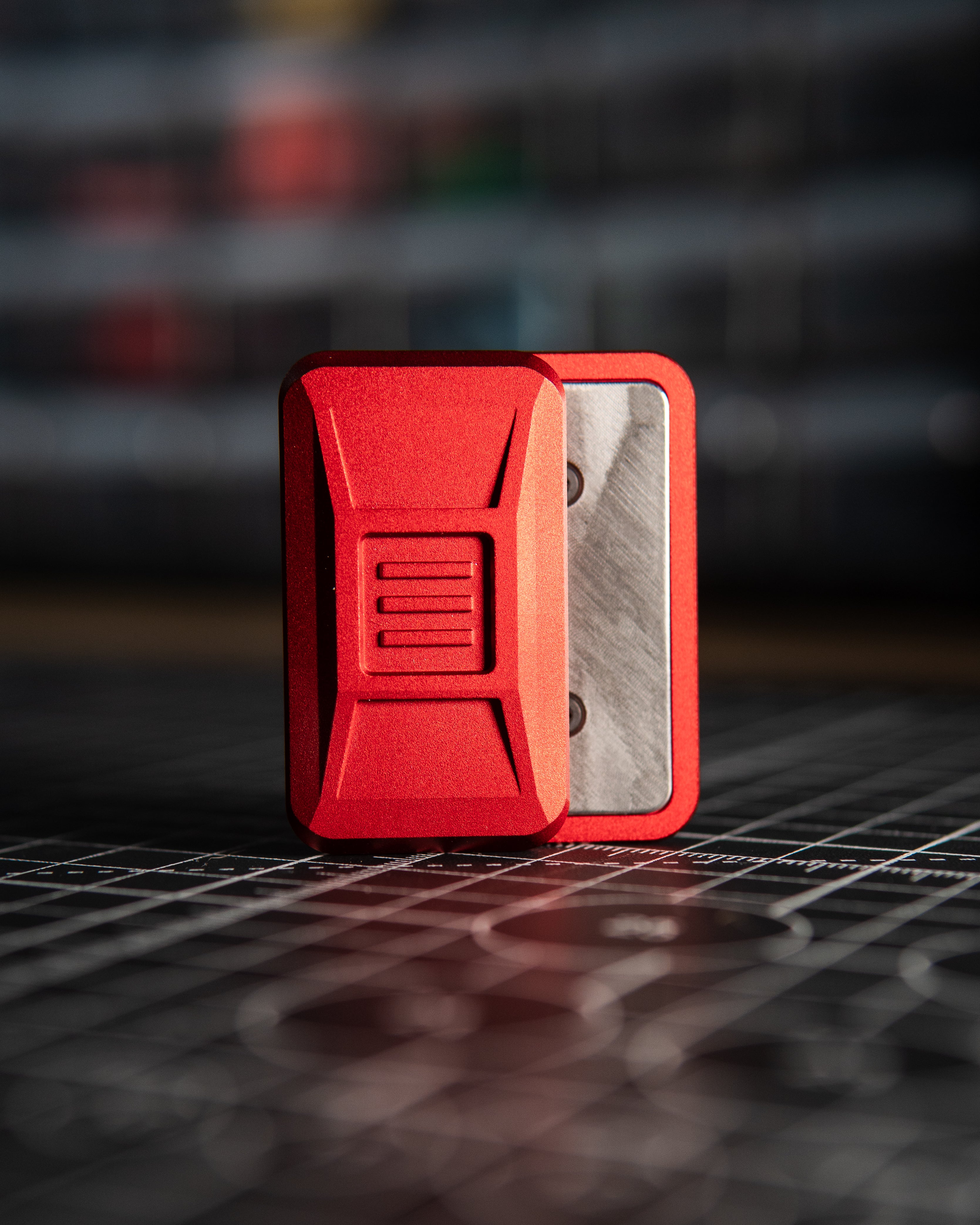 Delta Ergo Tile Fidget Slider - Maker's Choice, Cherry Red