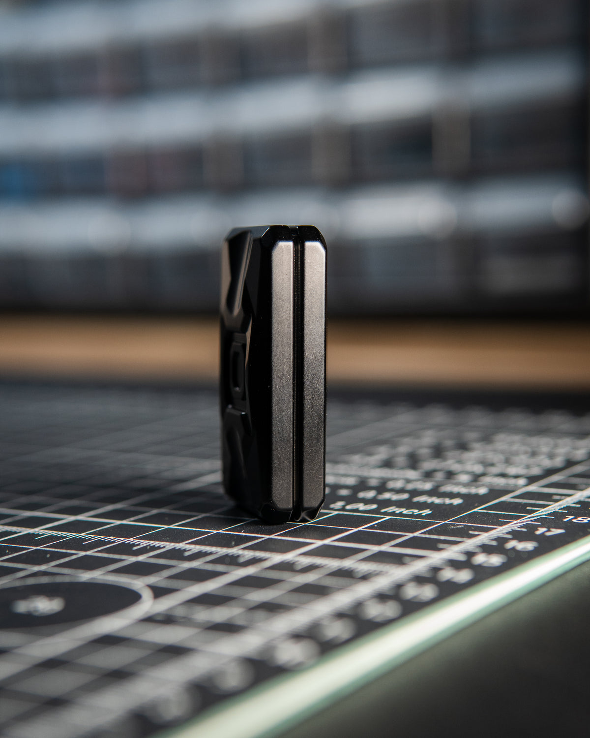 Echo Appa Tile Fidget Slider - Aluminum, Piano Black