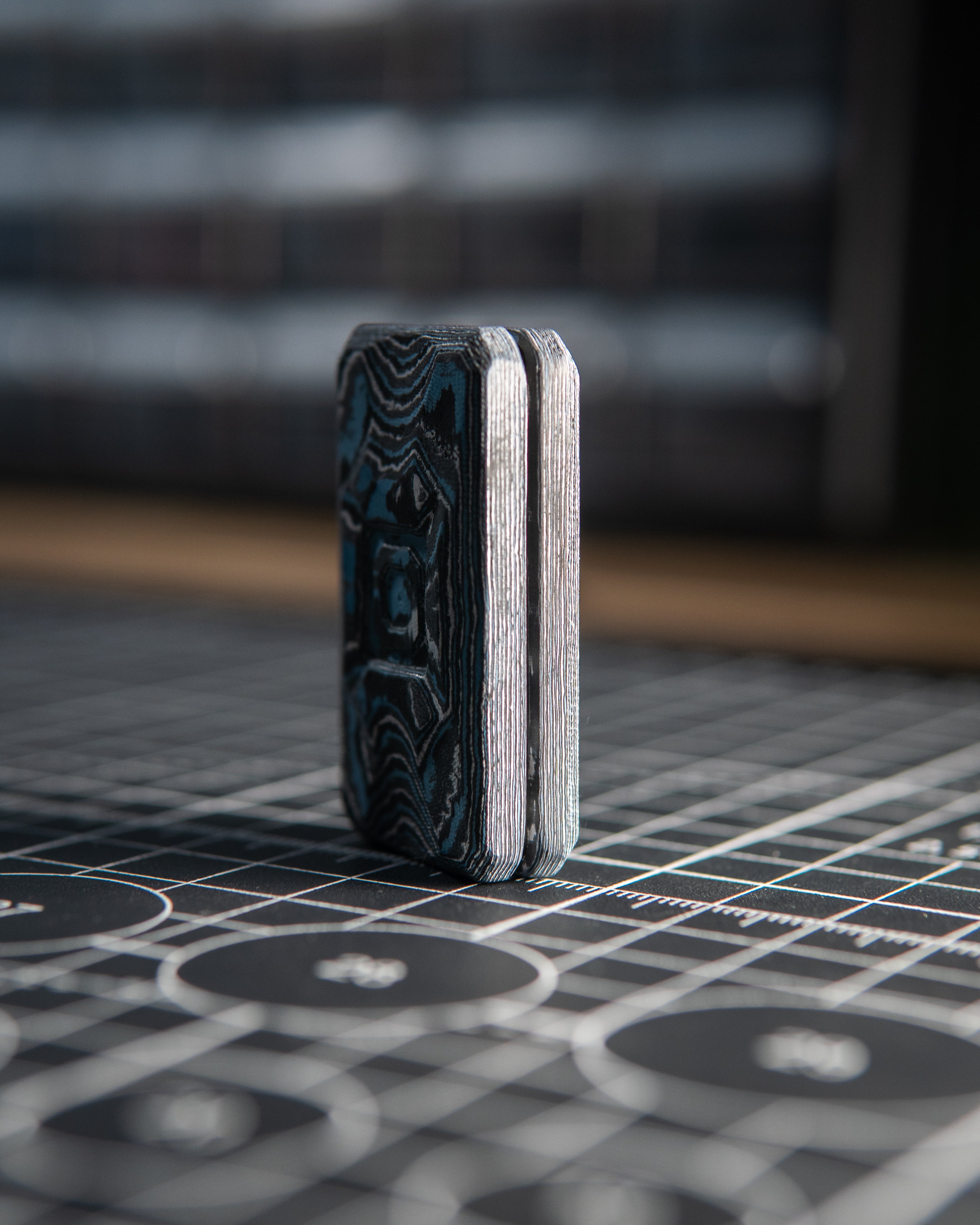 Echo Appa Pro Tile Fidget Slider - Maker's Choice, Frost Carbon Fiber