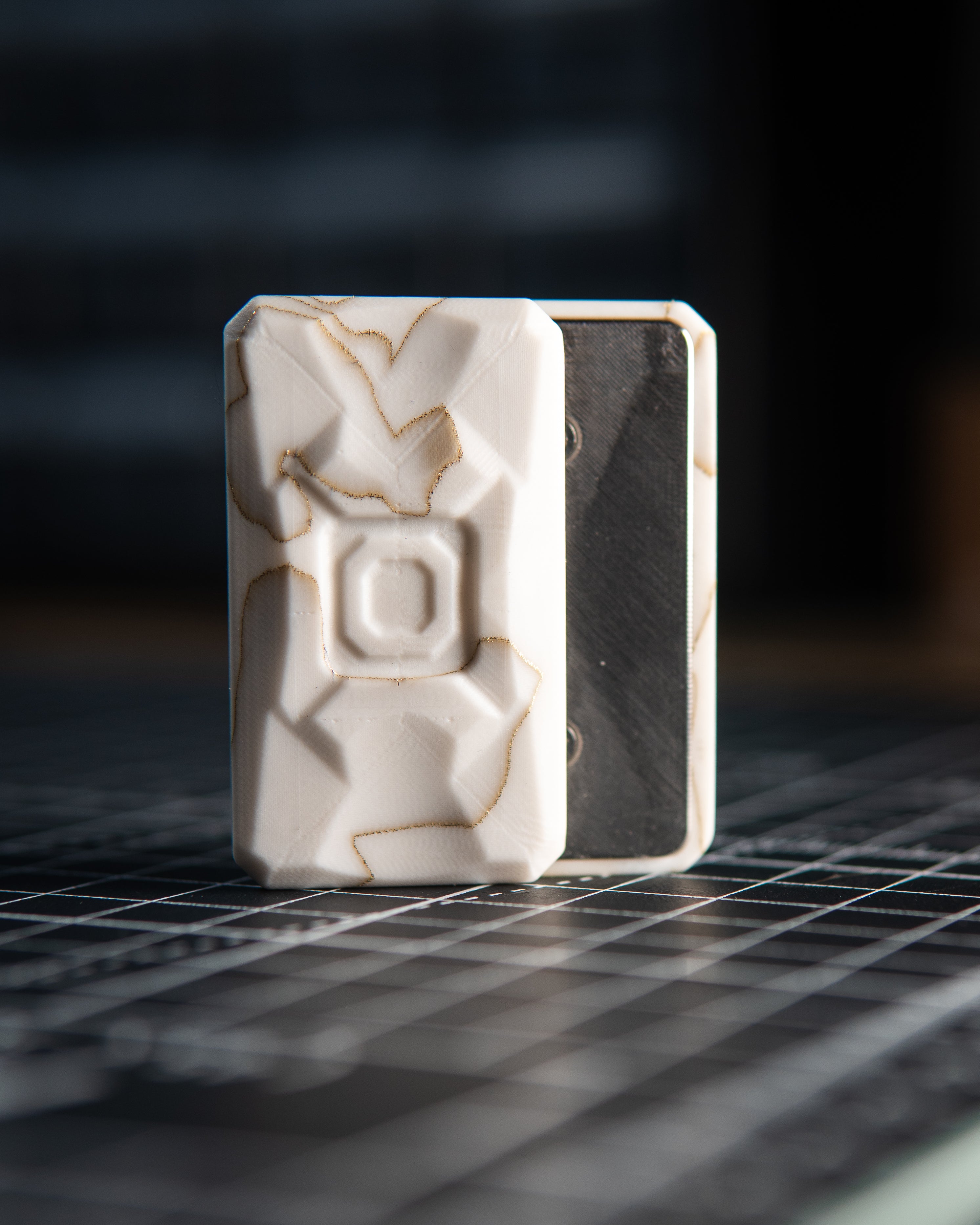 Echo Appa Pro Tile Fidget Slider - Maker's Choice, Ivory Copper Net Infused Resin