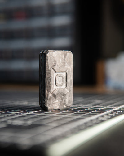 Echo Appa Pro Tile Fidget Slider - Shredded Glow Carbon Fiber