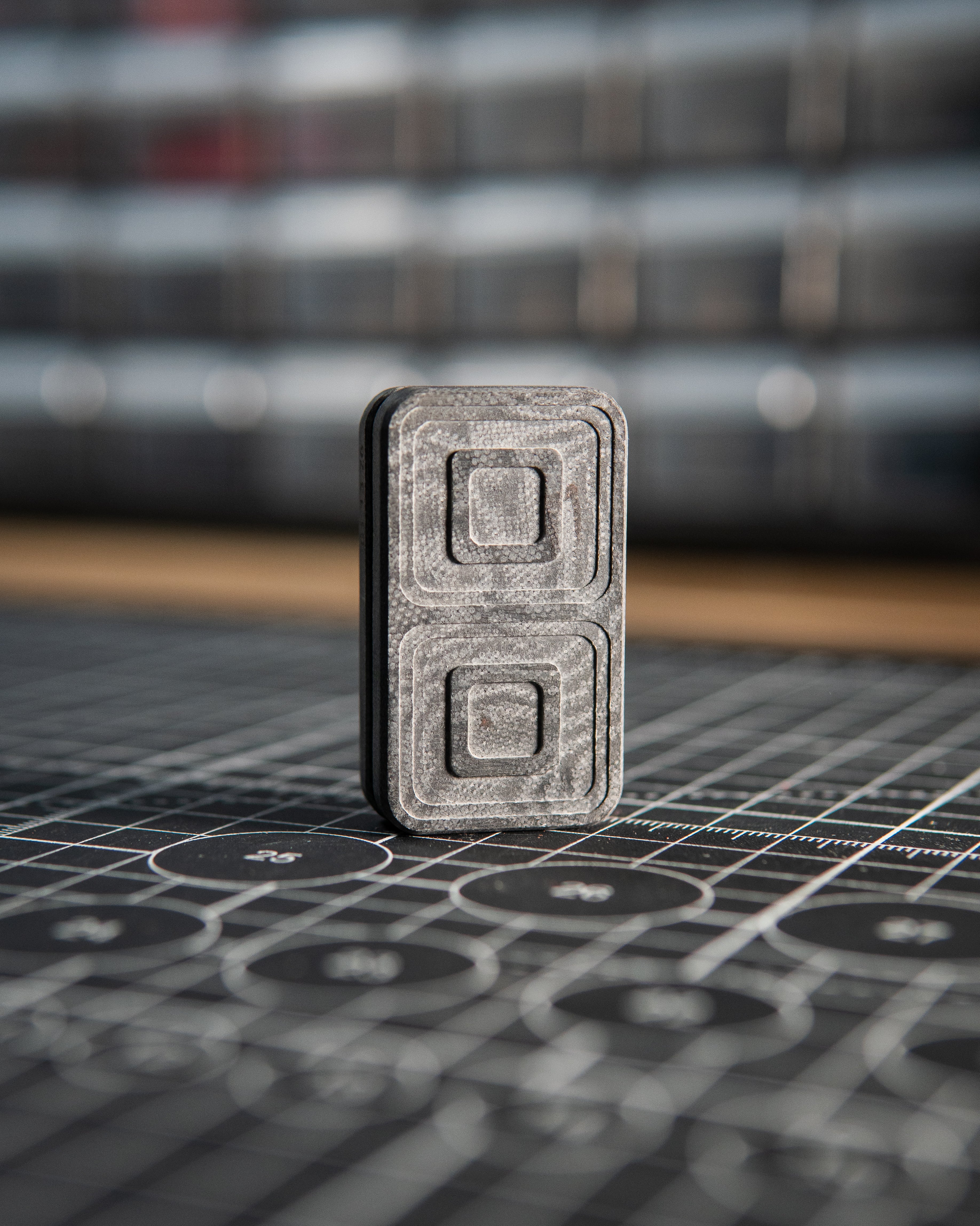 Echo Tile Fidget Slider - Maker's Choice, Dark Marbled G10