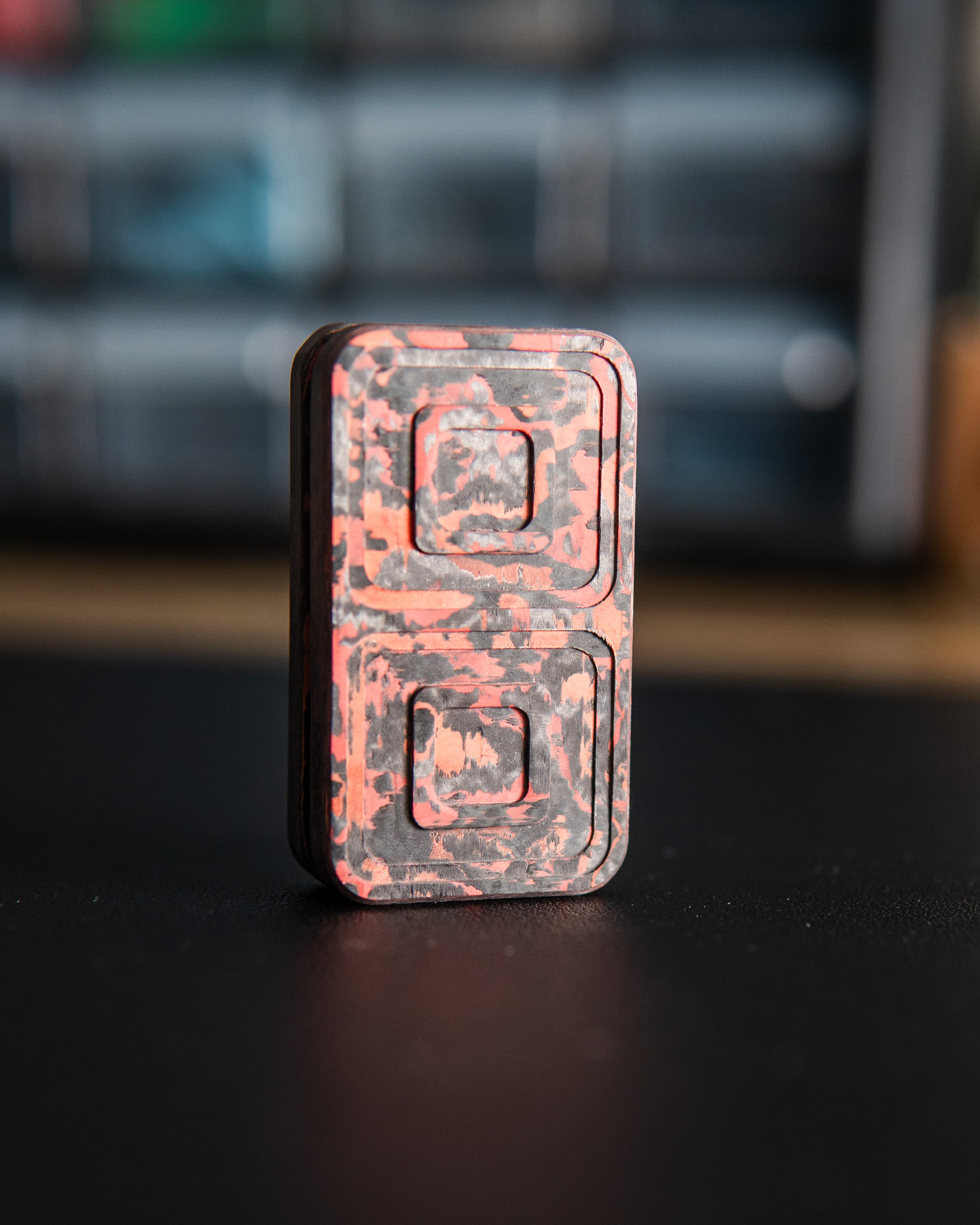 Echo Tile Fidget Slider - Maker's Choice, Lava Flow Carbon Fiber