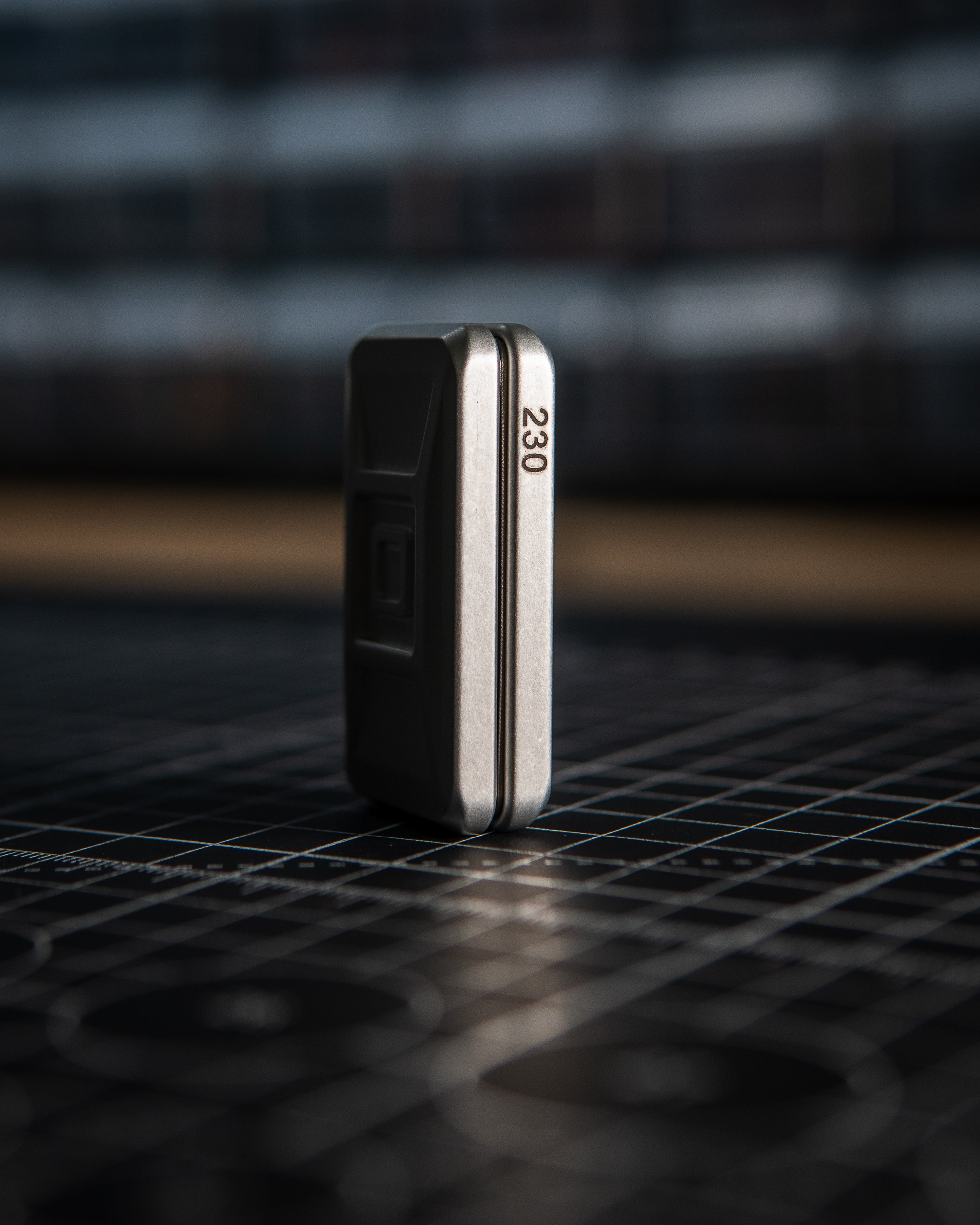 Echo Ergo Tile Fidget Slider - Aluminum