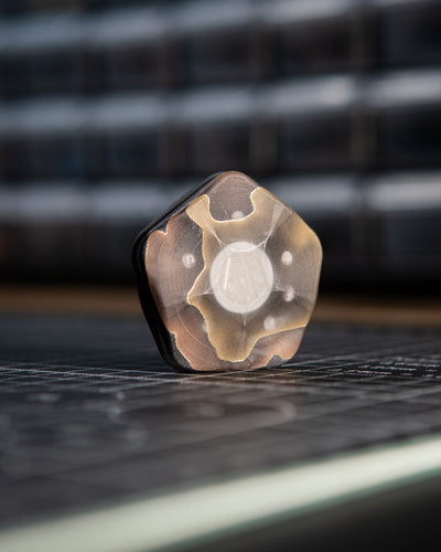 The ISO - Silent Magnetic Haptic Coin (Raffir Noble Moon Brass & Copper Composite)