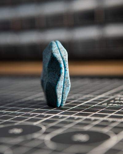 The ISO - Silent Magnetic Haptic Coin (Grip-Tec GripX, Blue Glow)