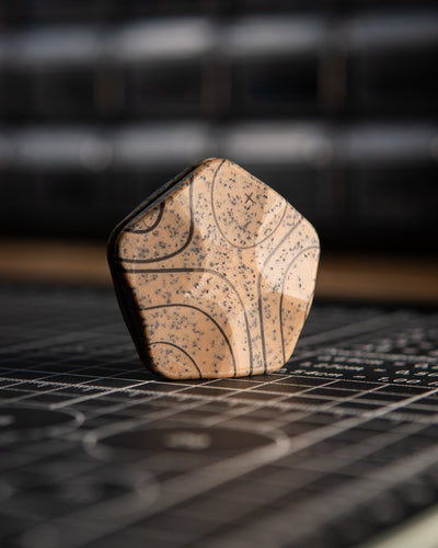 The ISO - Silent Magnetic Haptic Coin (Grip-Tec GripX, Dark Earth Topo)