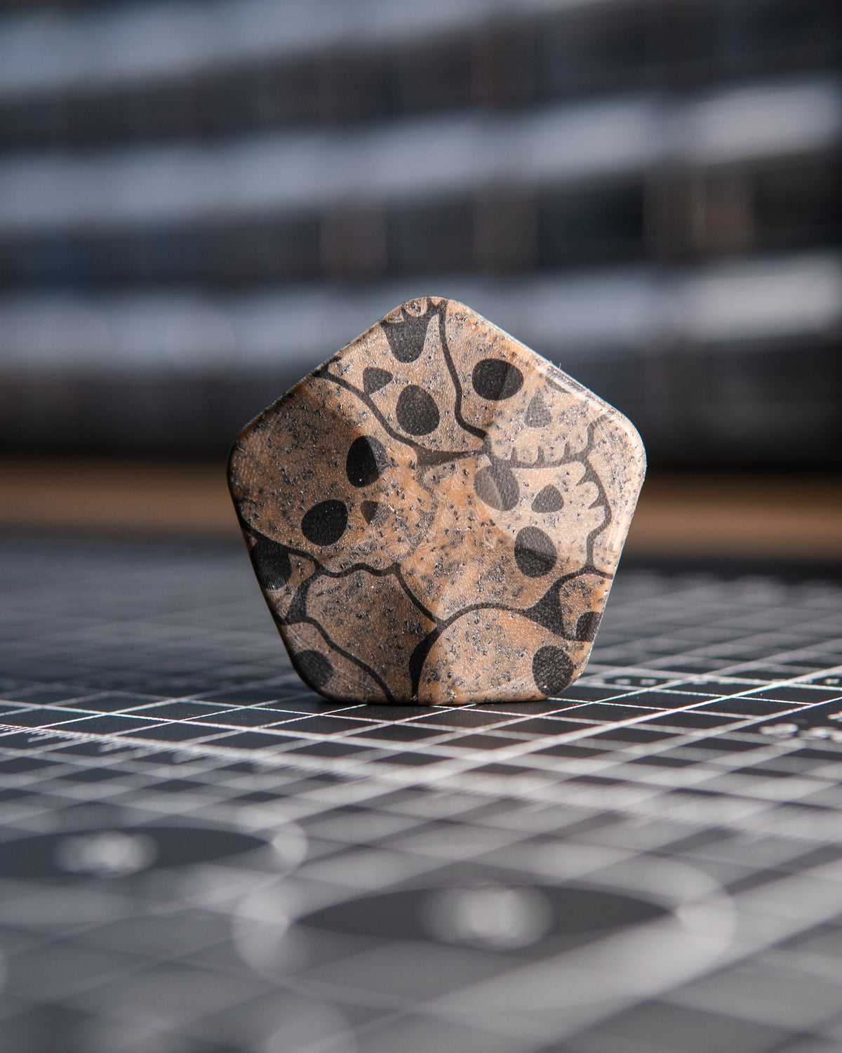 The ISO - Silent Magnetic Haptic Coin (Grip-Tec GripX, Dark Earth Skully)