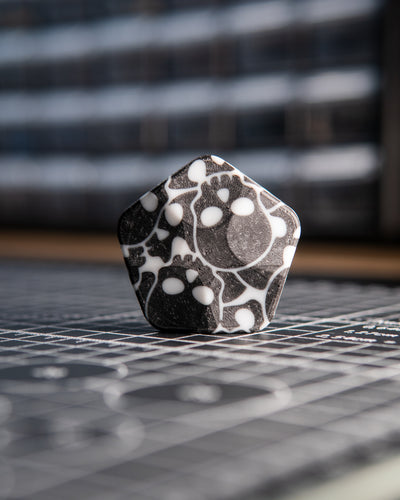 The ISO - Silent Magnetic Haptic Coin (Grip-Tec GripX, Tuxedo Skully)