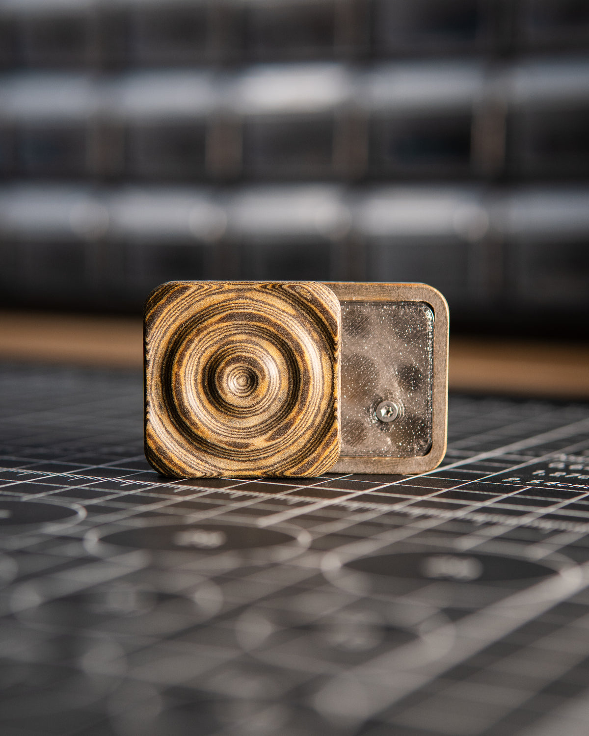 Mini V2 Tile Fidget Slider, Ripple - Richlite Columbia